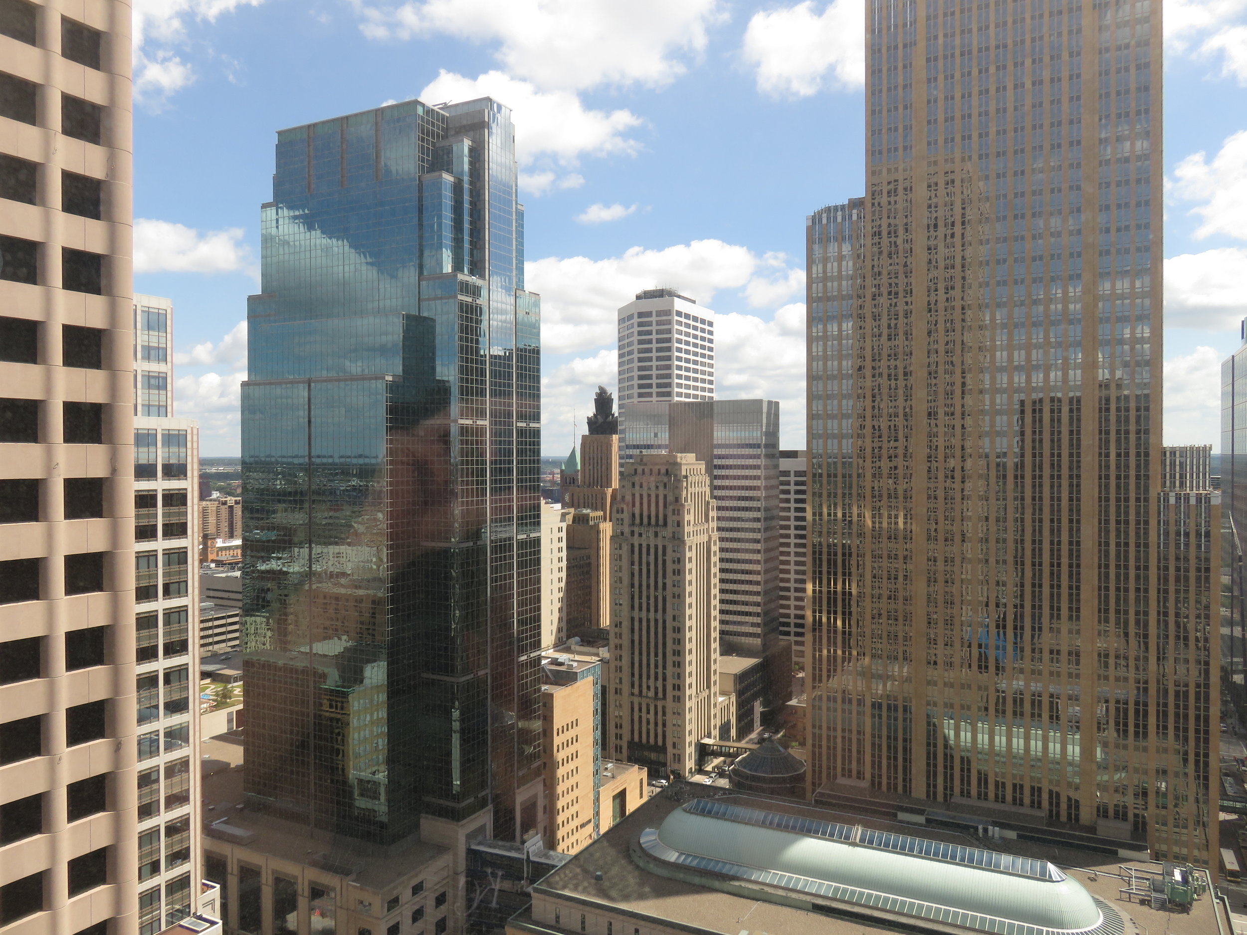 Minneapolis Marriott city view