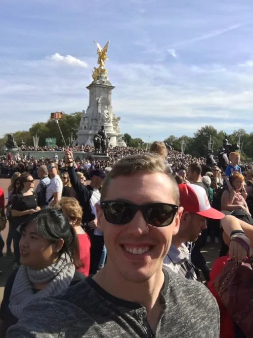 Budget your way to Buckingham Palace!