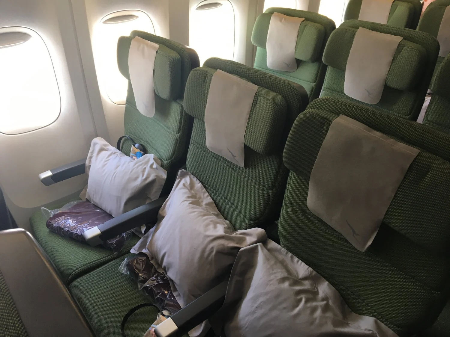 Qantas 747 Economy