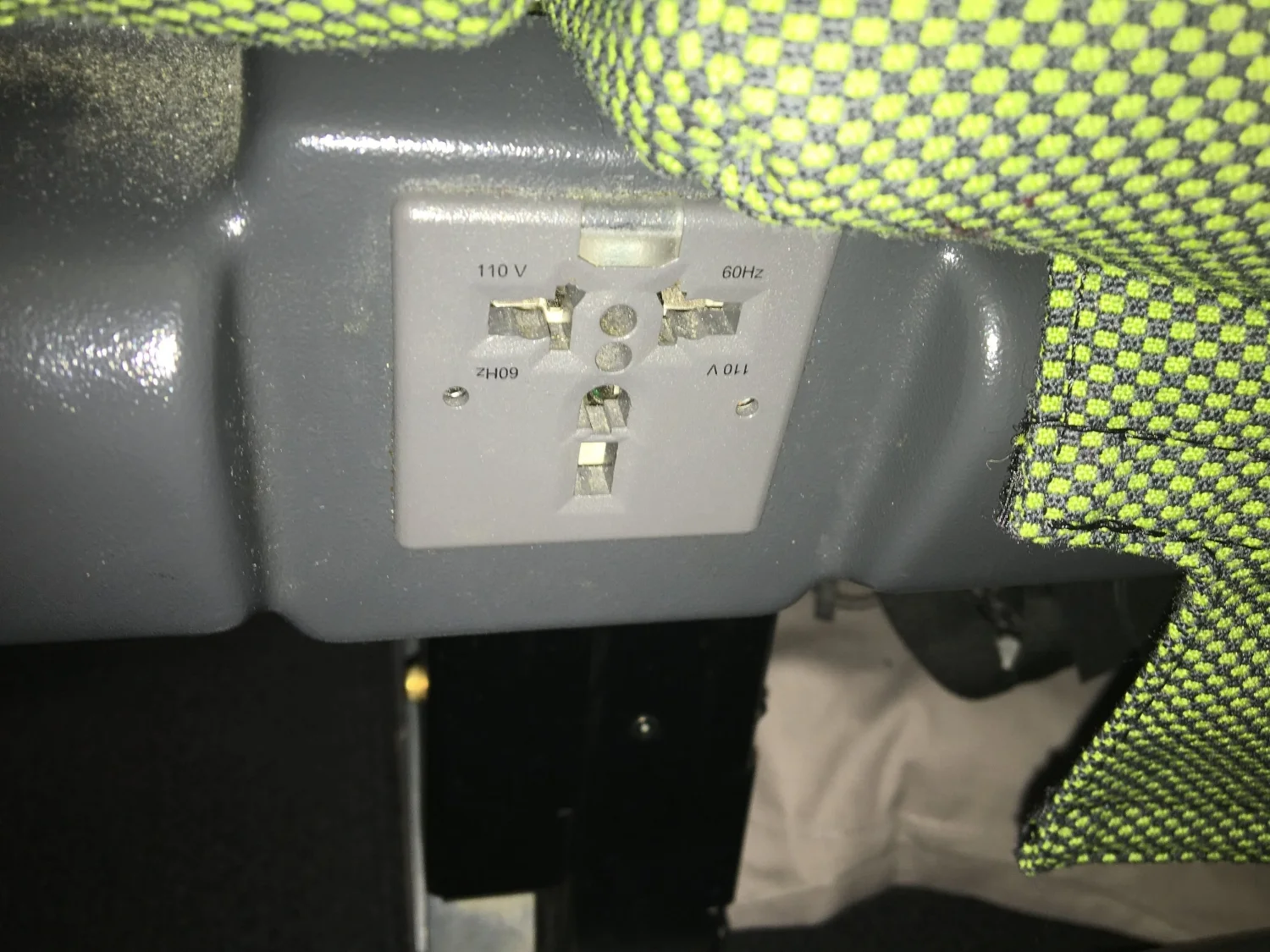 Qantas 747 Economy
