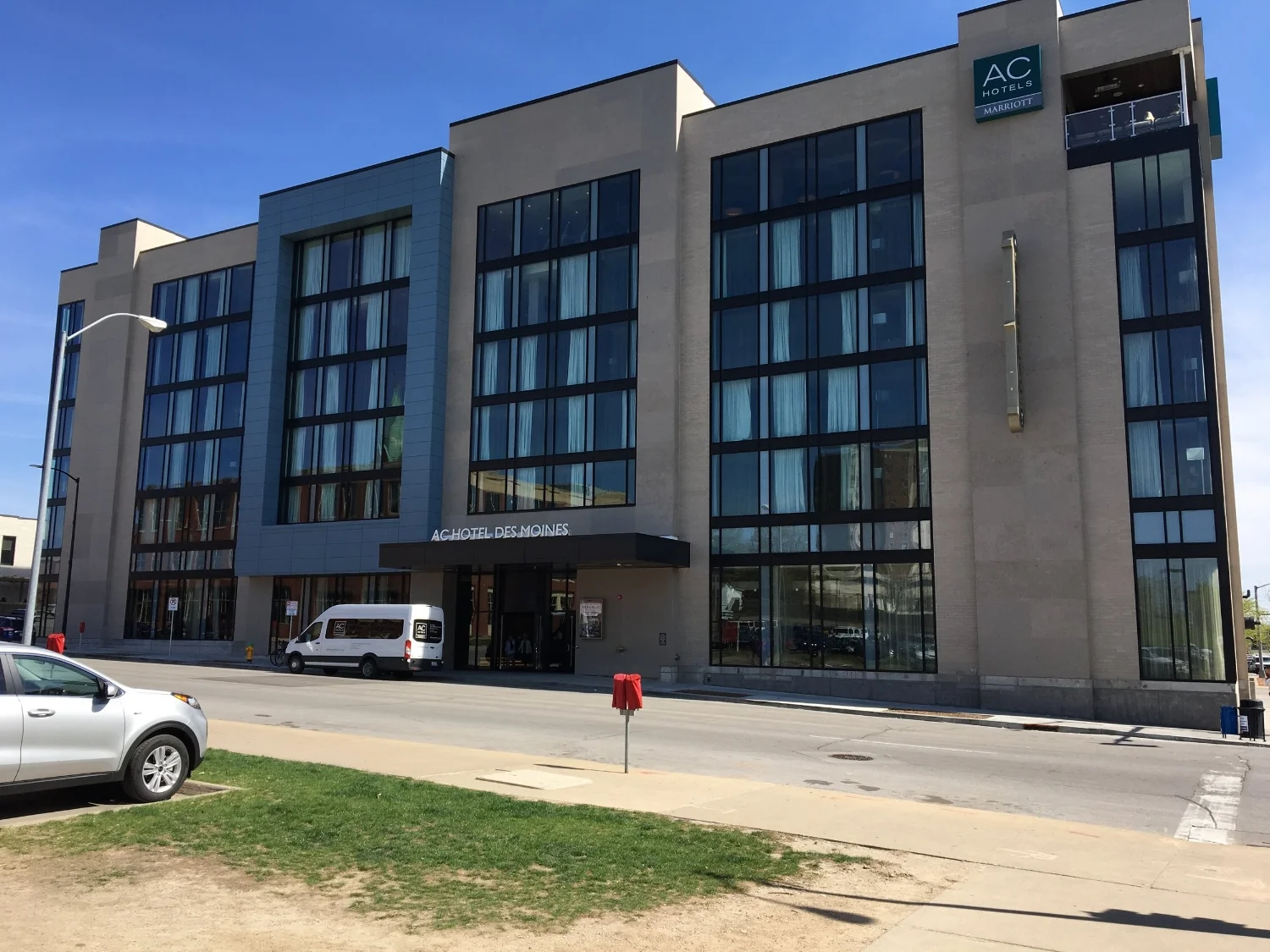 AC HOTEL DES MOINES EAST VILLAGE