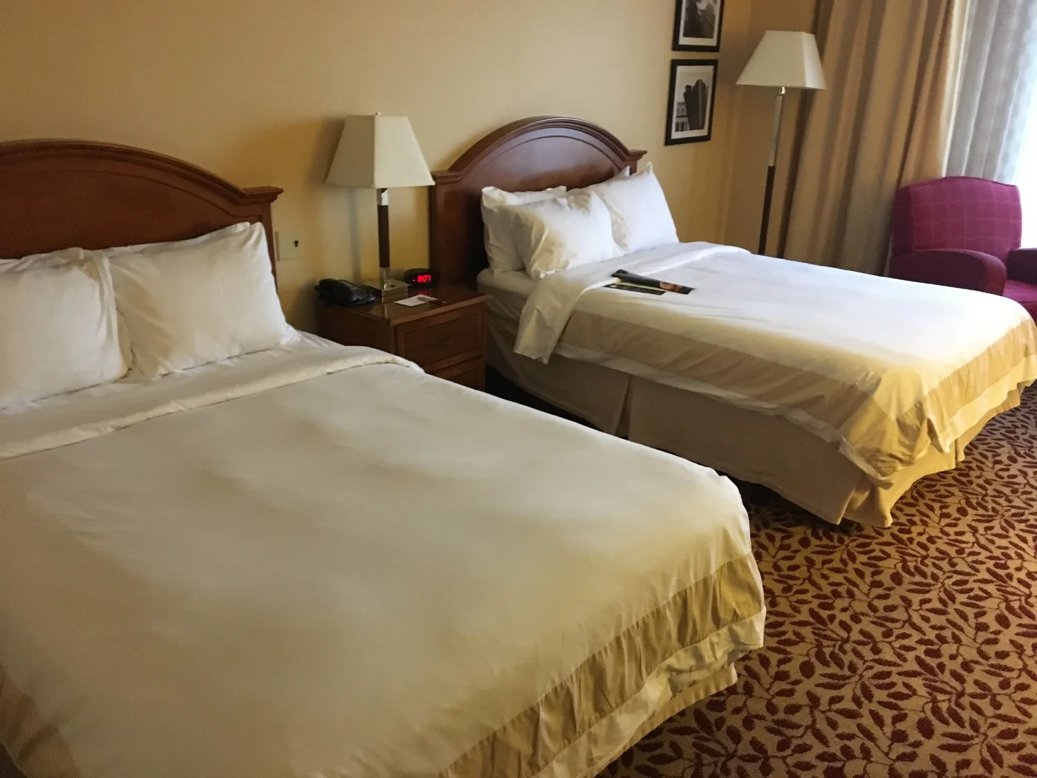 KANSAS CITY MARRIOTT DOWNTOWN GUEST ROOM