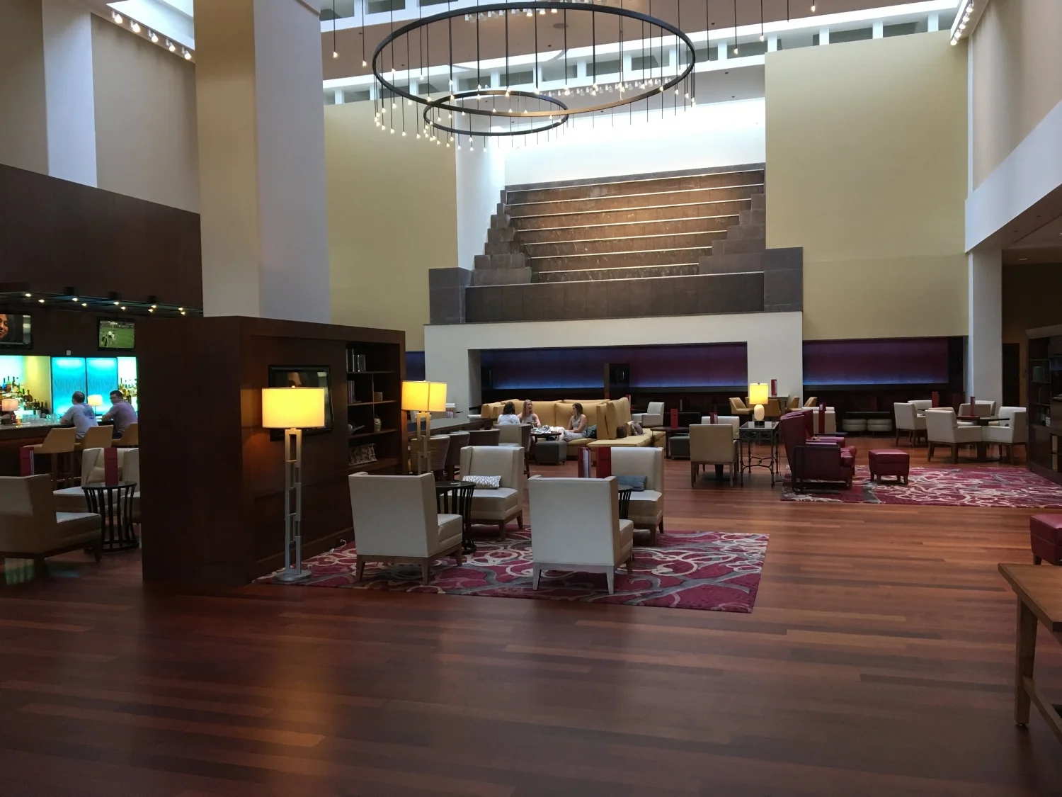 KANSAS CITY MARRIOTT DOWNTOWN LOBBY
