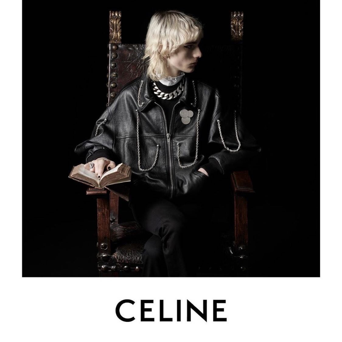 CELINE HOMME CAMPAIGN &quot;TEEN KNIGHT POEM&quot;
Photography and styling @hedislimane 
Makeup by me
Hair @estherlangham 
Colorist @alexbrownsell 
#celinebyhedislimane #teenknightpoem #celinehomme

Assisted by @emilie.makeupyourmind