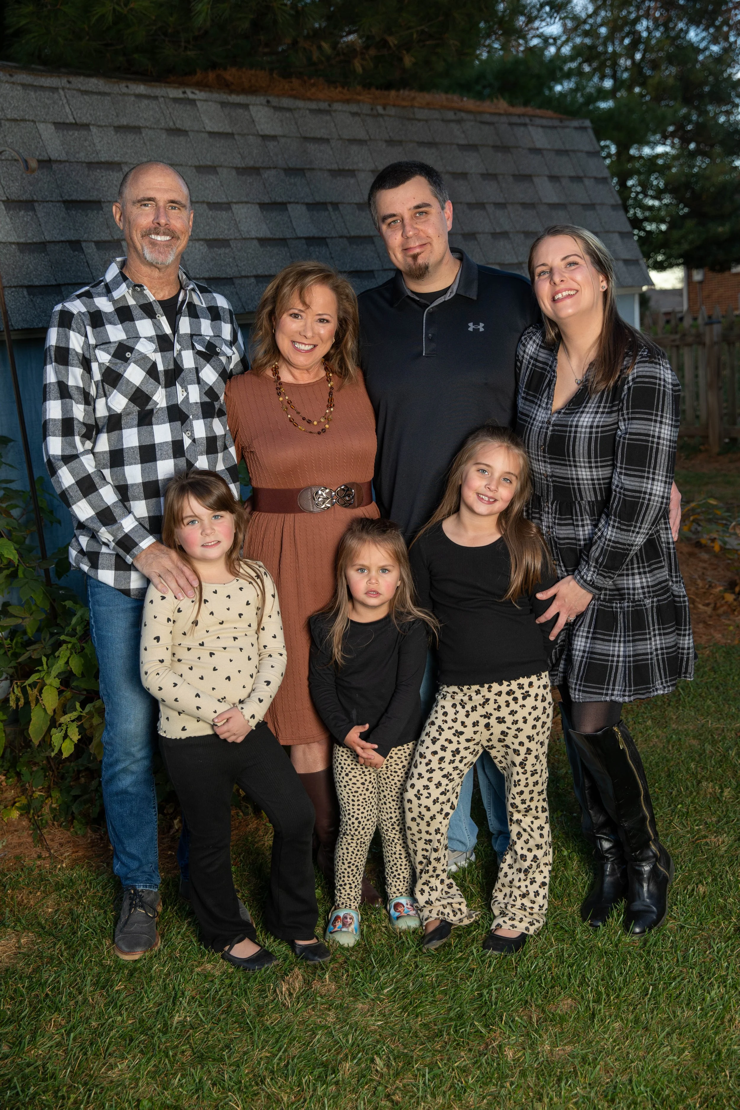 Family Portrait - Maryland Portrait Photographer - www.wendymillerphotographymd.com.jpg