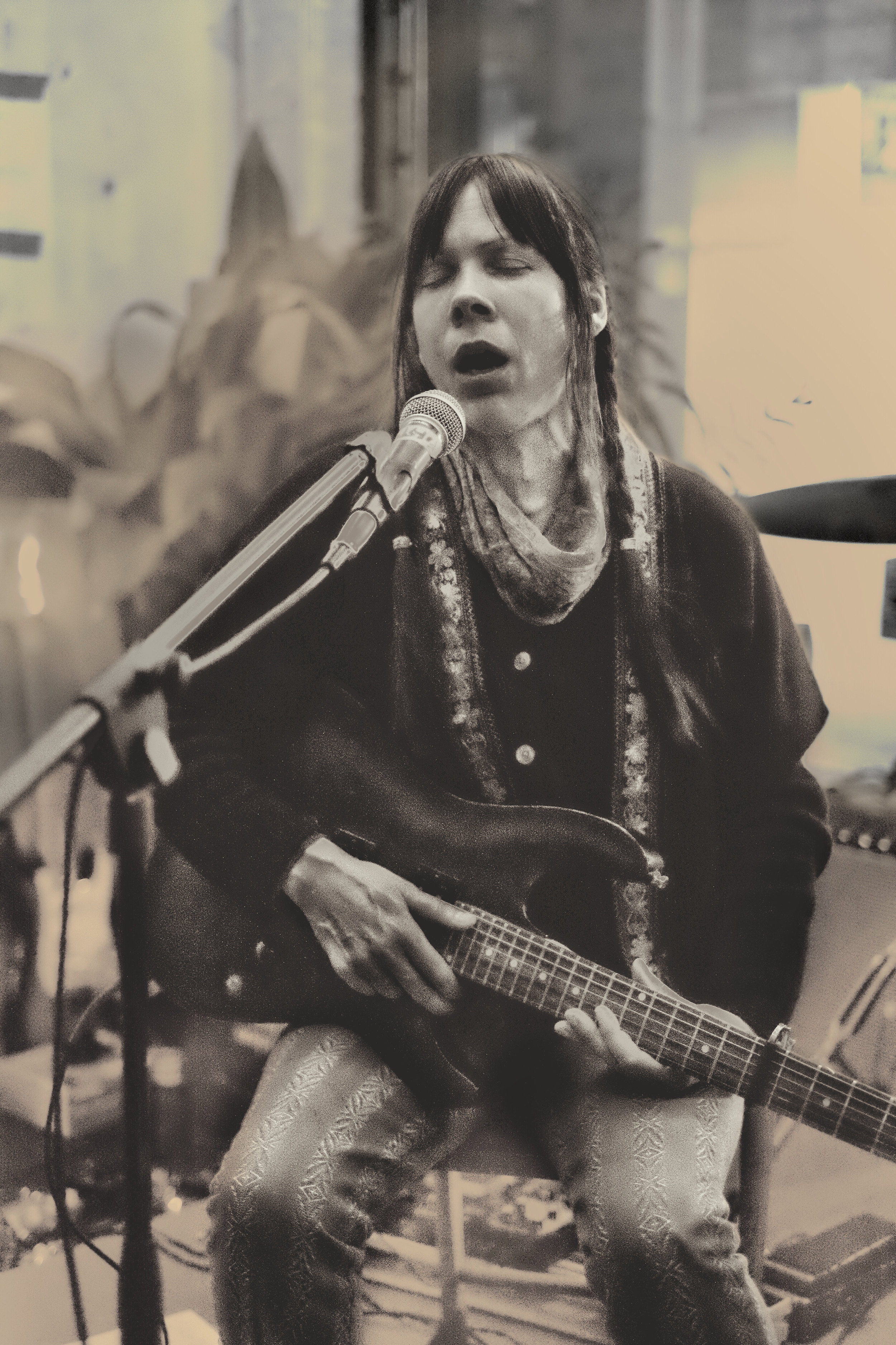 Fursaxa / Tara Burke