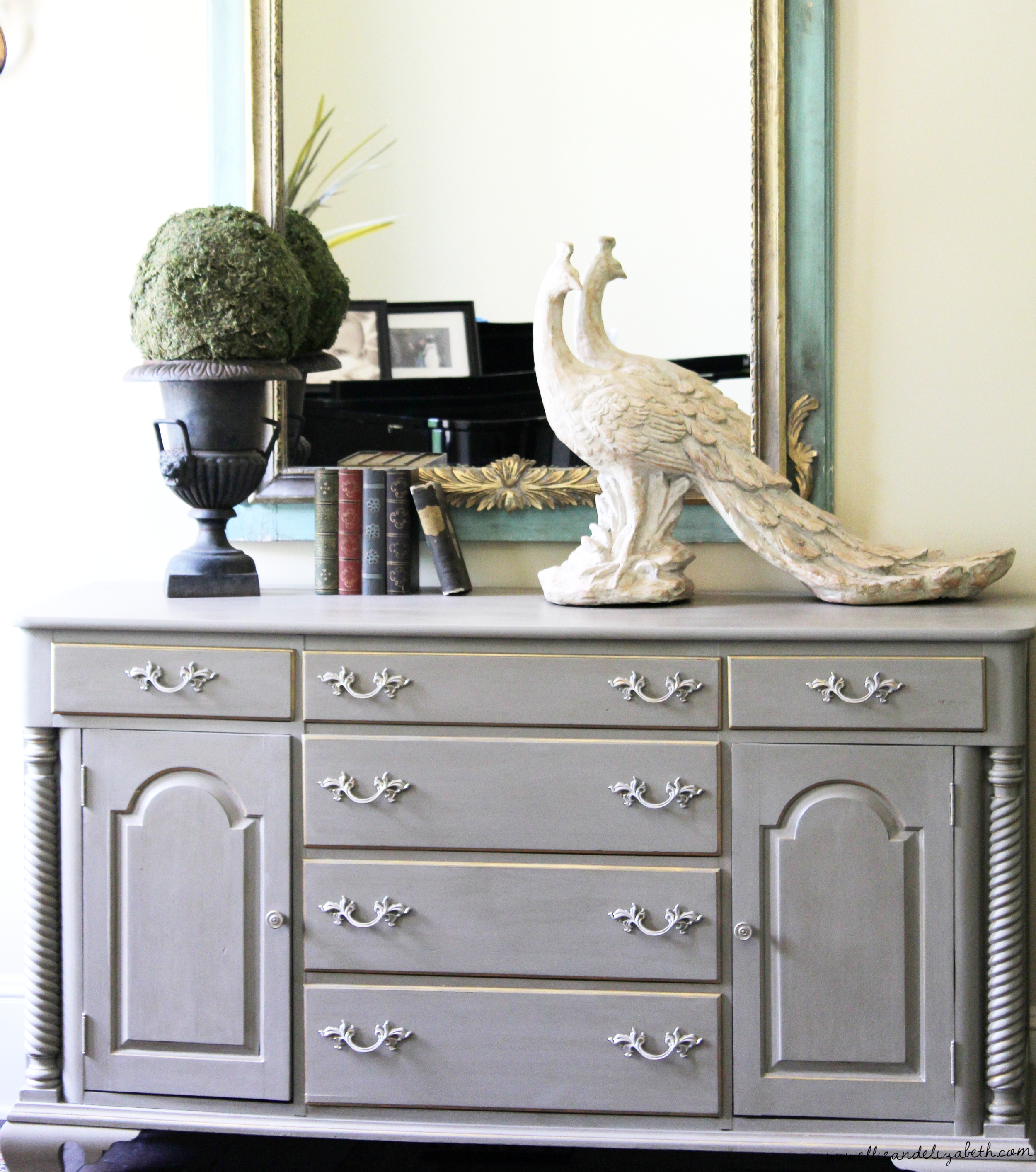 To see MomB's buffet makeover, click here