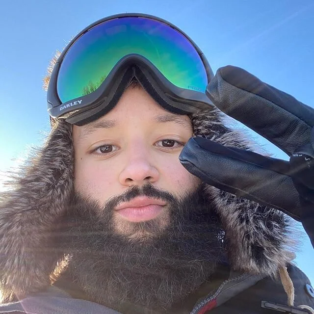 Back at my desk now, but already missing hitting the slopes with my Dad ❤️ Weather was perfect.