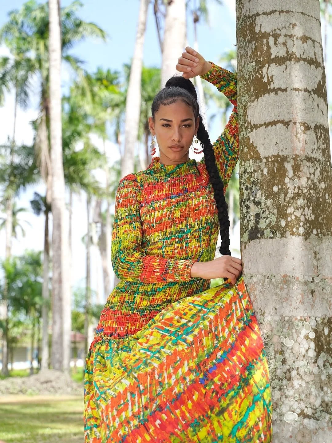 Our favorite Caribbean pop diva @natalielarose celebrates 50 years of Suriname&rsquo;s independence 🇸🇷 in Simone 💛

📸: @jillcassie 

#WearYourSoul💛