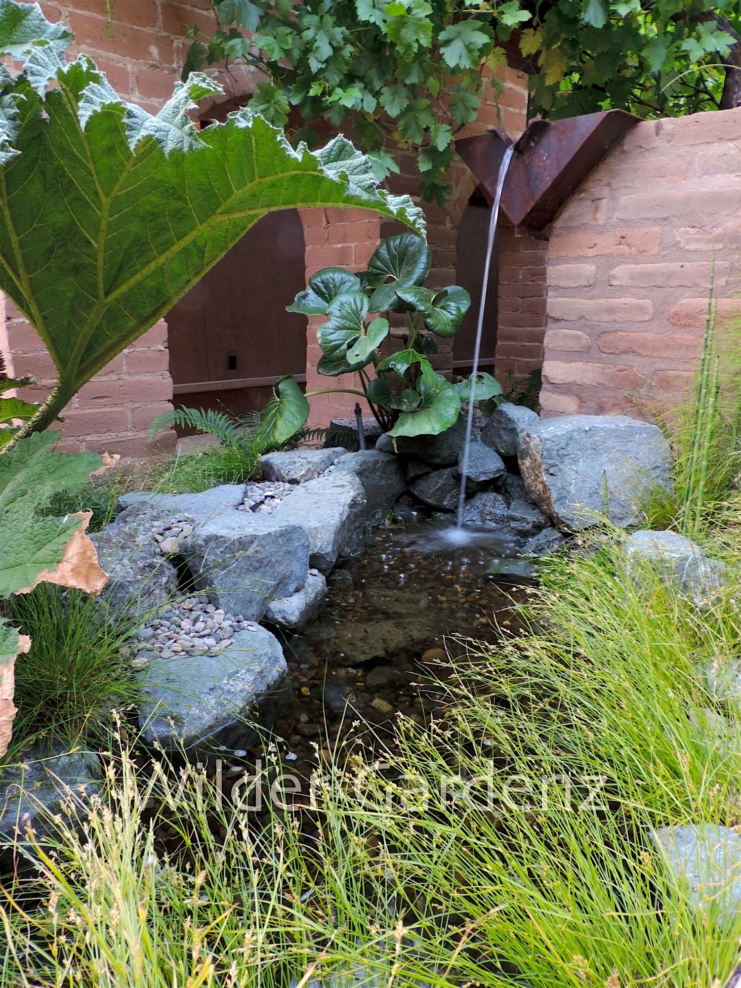 Metal Trough Fountain 6.jpg