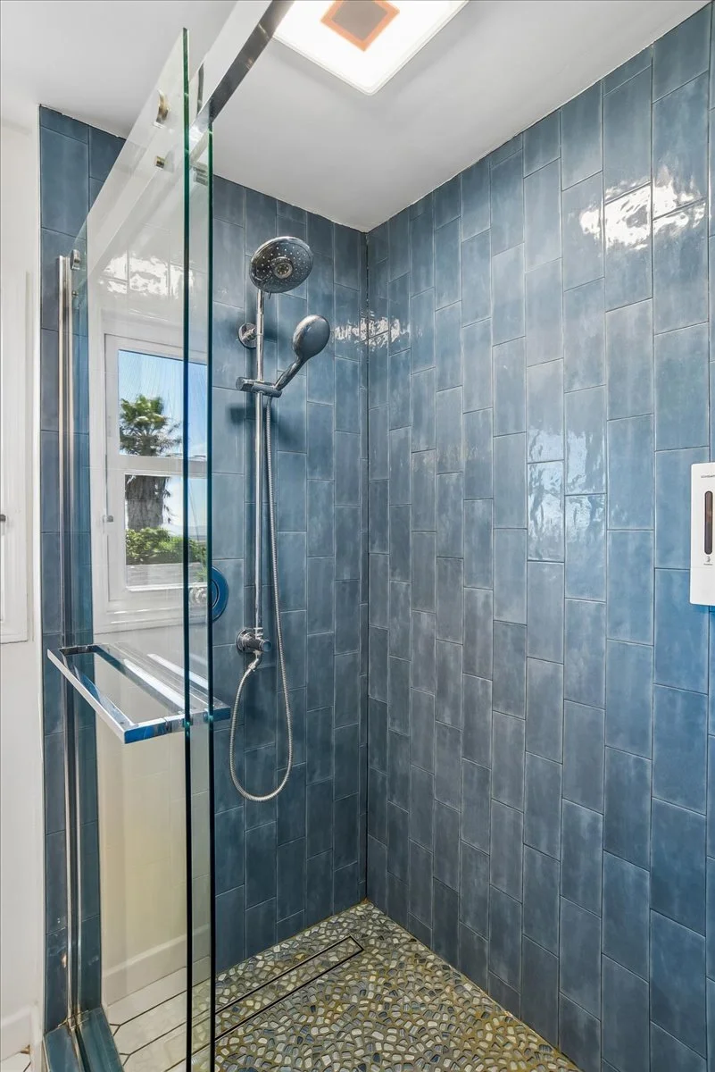 31-Bath.jpg