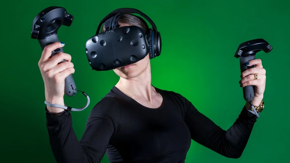 VRG_VRV_141_HTC_Vive_Thumb.0.0.jpg