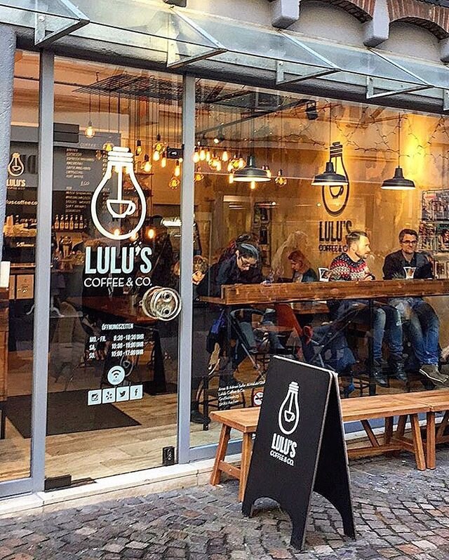 Ein kleiner #tb in andere Zeiten 🙈
Heute ist &uuml;brigens unser Geburtstag... 4 Jahre Lulu&lsquo;s Coffee &amp; Co 🥳🥳🥳
Danke Danke Danke f&uuml;r Eure Unterst&uuml;tzung &amp; Treue 🥰 Auf viele weitere sch&ouml;ne Momente 😍
#luluscoffeeco #aac