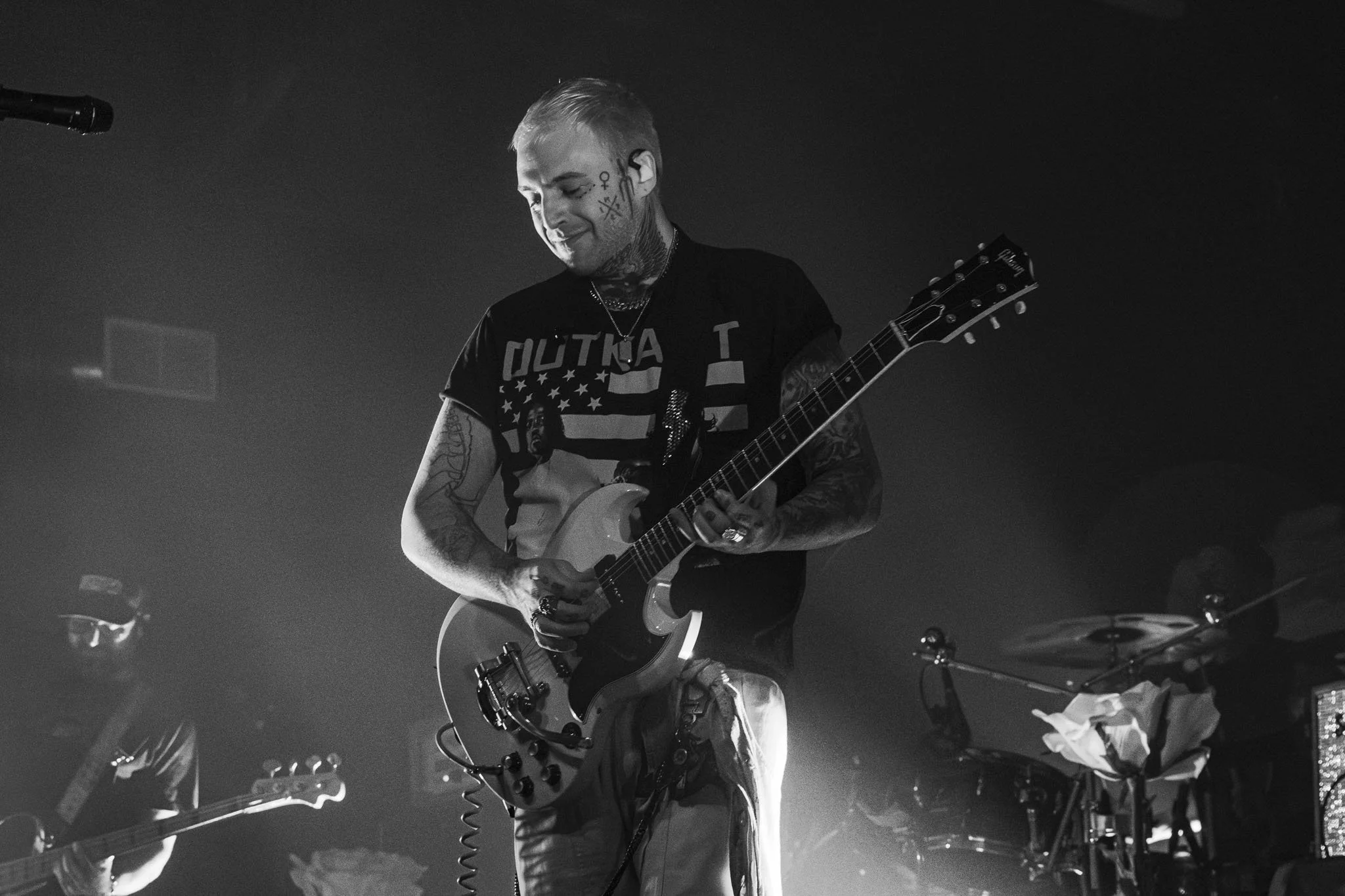 Highly Suspect-04.jpg