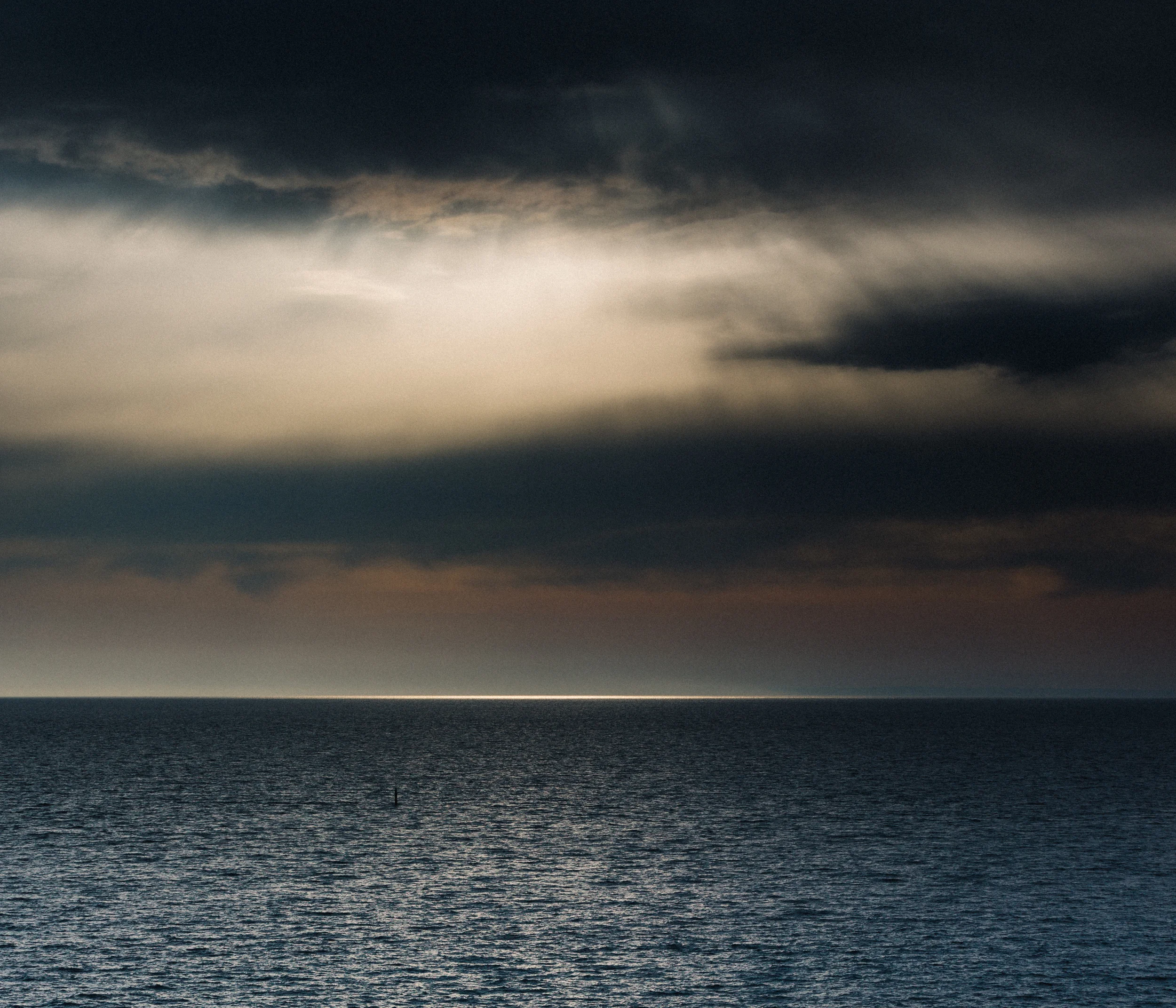 The light between oceans