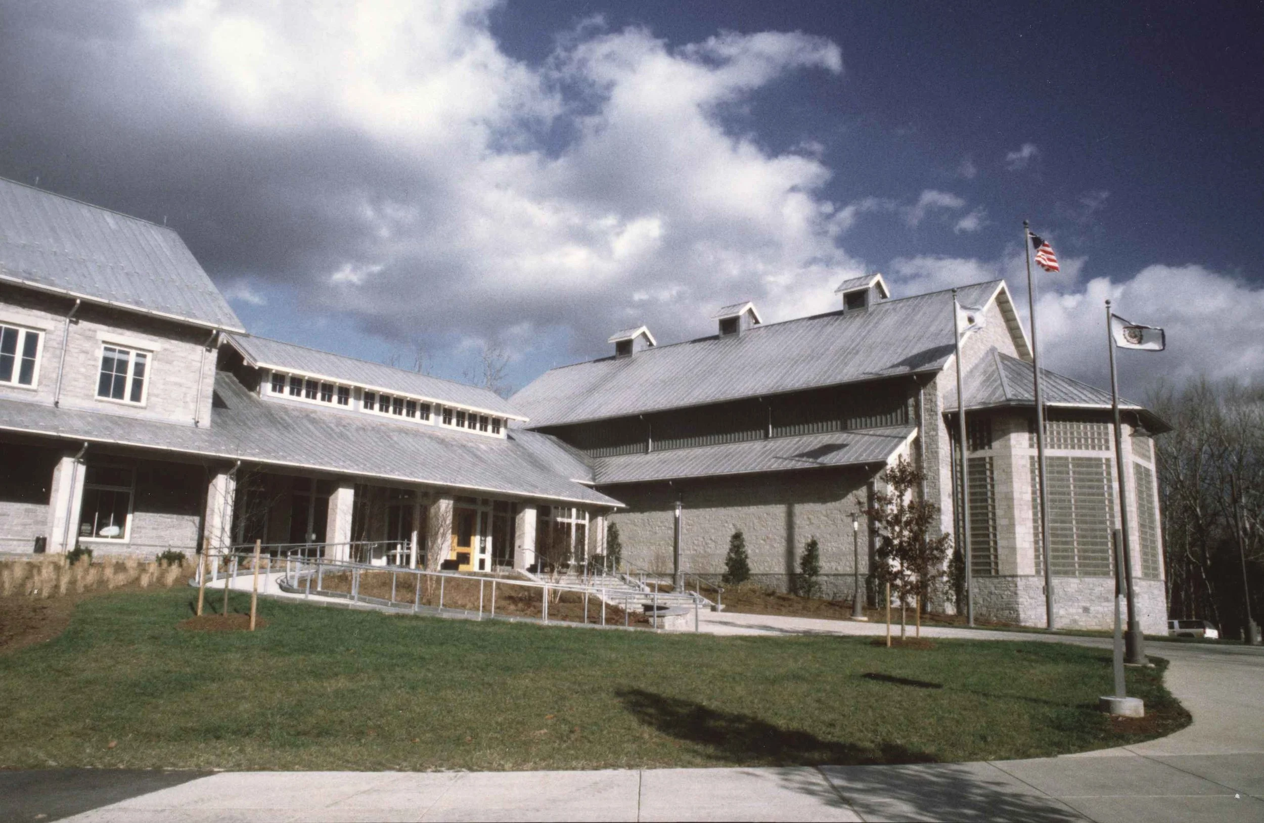 Building_at_the_national_conservation_training_center.jpg