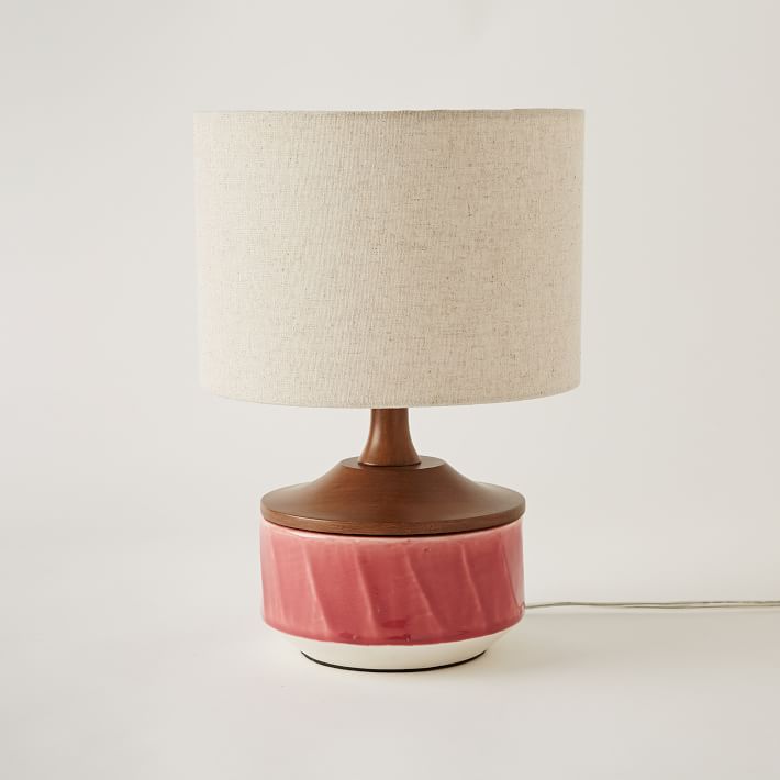 RR 2ripple-ceramic-table-lamp-pink-o.jpg