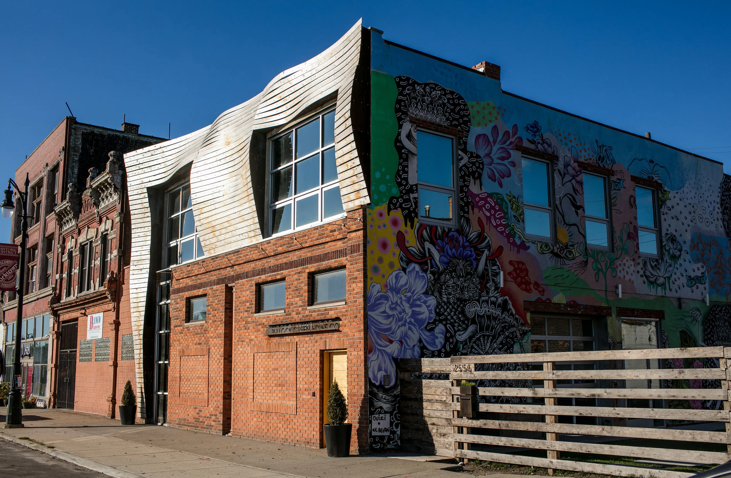 Exterior-112.jpg