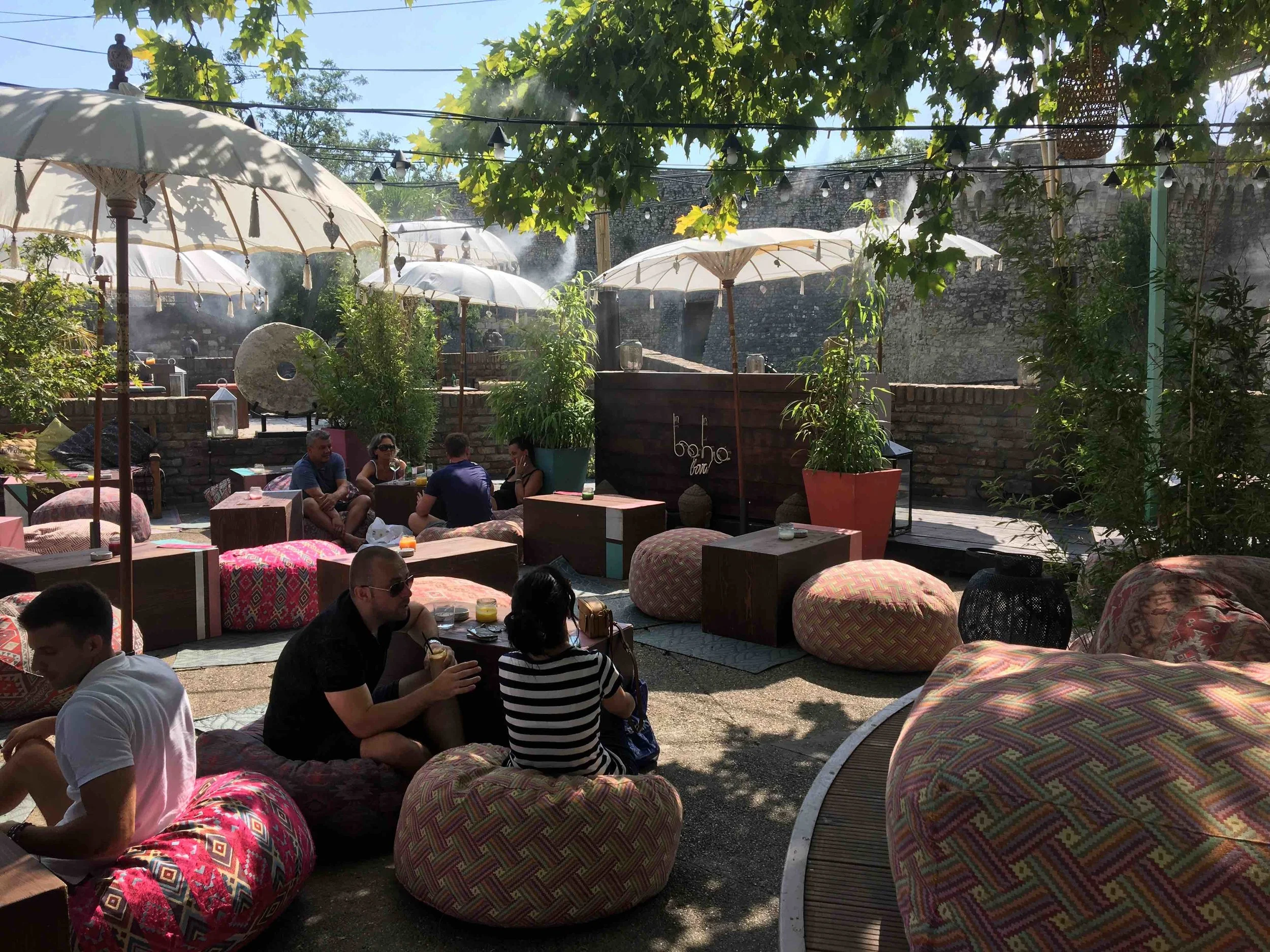 Boho Bar in Kalamagden