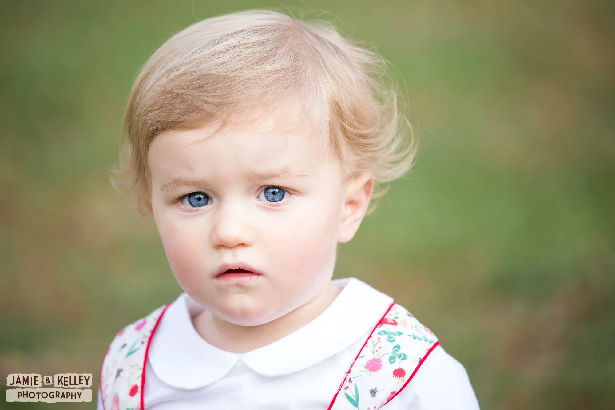 JK_33_GrayFamily_Nov2018_F1025_OnlineOnly.jpg