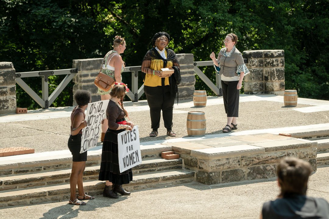 Sunday_0504_web.jpg