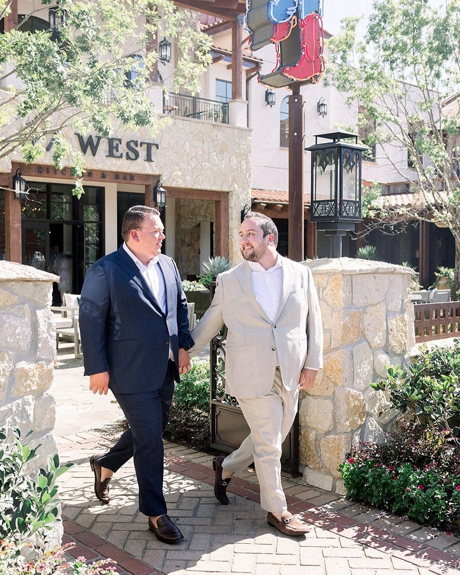 From a wedding weekend in Texas celebrating John + Townsend 🥂
&bull;
&bull;
&bull;
&bull;
#sanfranciscoweddingphotographer #dallasweddingphotographer #dfwweddings #losangelesphotographer #sanfranciscophotographer #sandiegophotographer #lgbtqwedding 