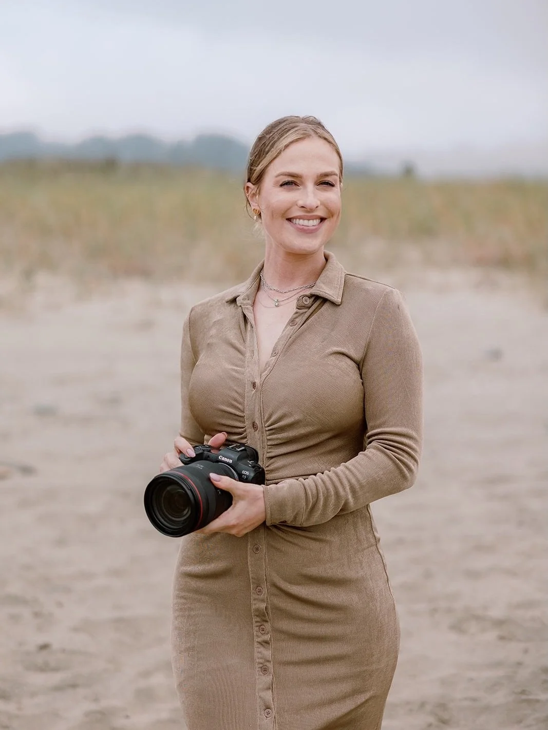 It&rsquo;s been years since I&rsquo;ve shown my face here, and this felt like the right moment for a reintroduction ✨
2025 was a year of rebuilding from the ground up. Becoming a mother, reimagining my brand (thank you, @balancecreativeagency) and ge