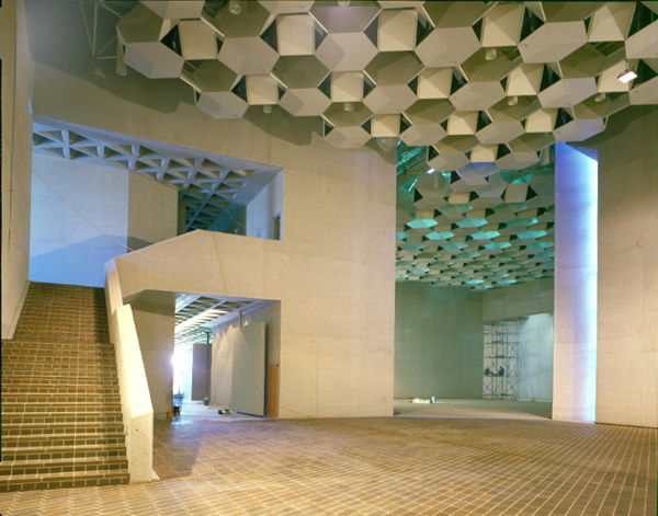 Entrance level galleries before the installation of art works, showing the staircase leading to the Australian art galleries, November 1981