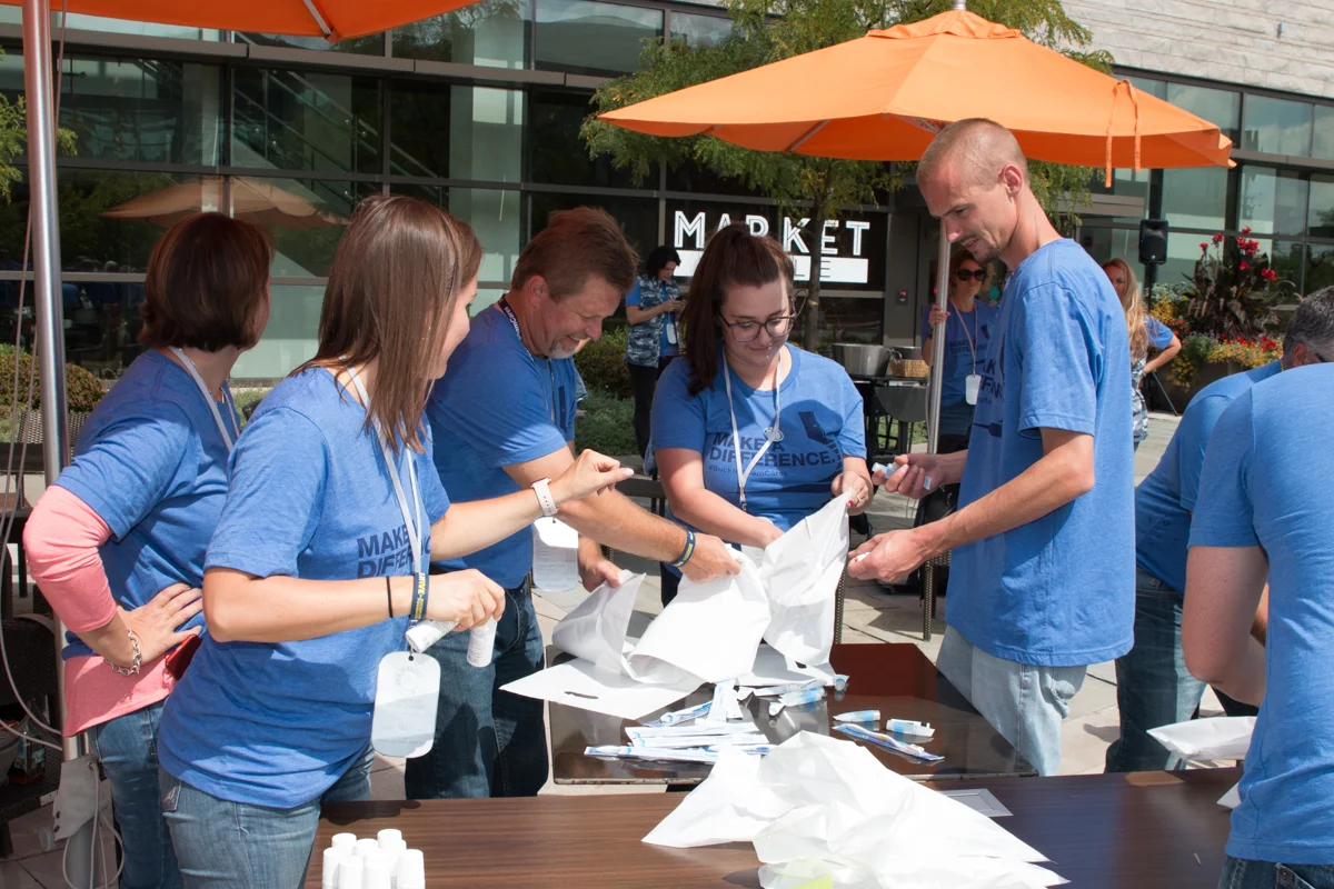 Volunteers - IMG_1967.jpg