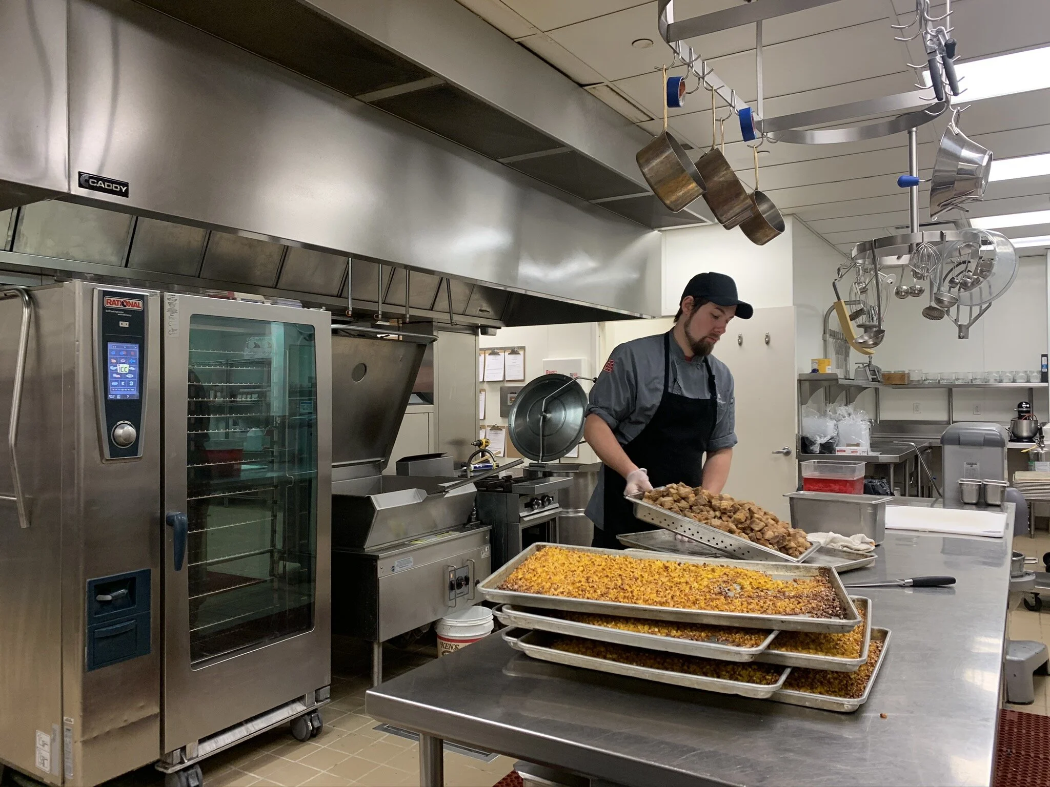 Buckingham Foundation, The Alexander Hotel to provide free rooms to health care worker, prepare meals for those in need