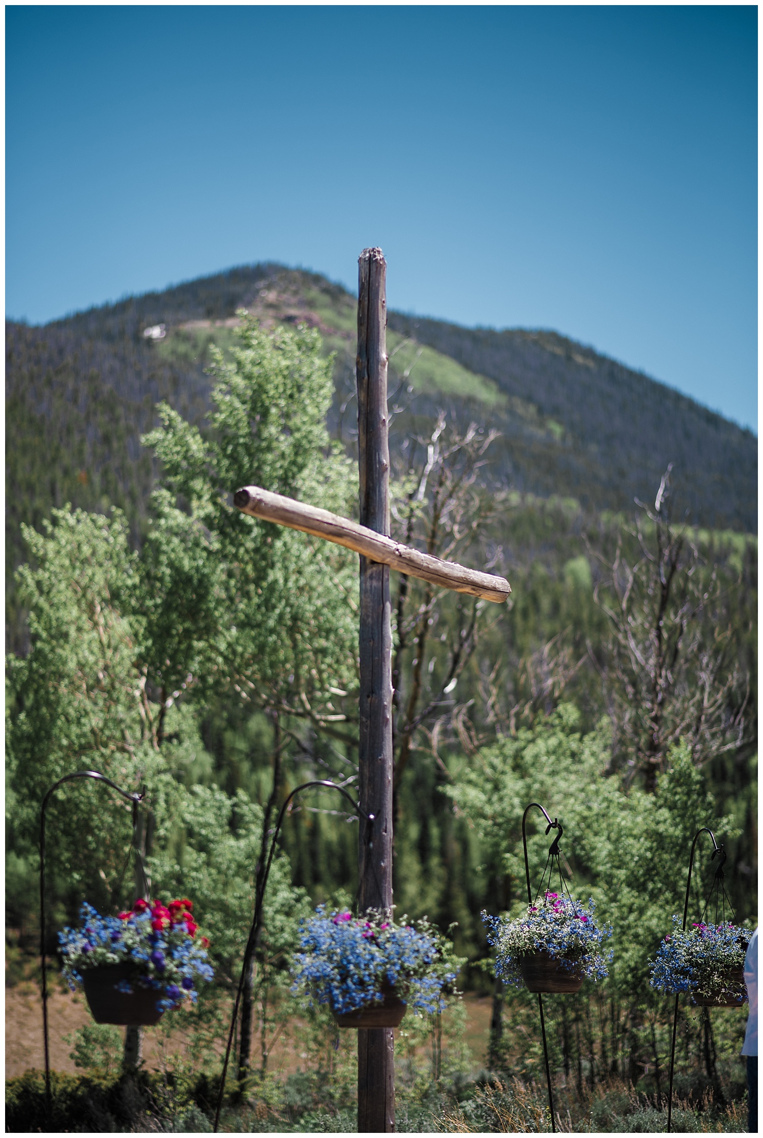 Blue Wedding, Blue and White Flowers, YMCA Snow Mountain Wedding, Rocky Mountain Wedding Photographer, Colorado Wedding Photographer, Colorado Elopement Photographer, Denver Wedding Photographer