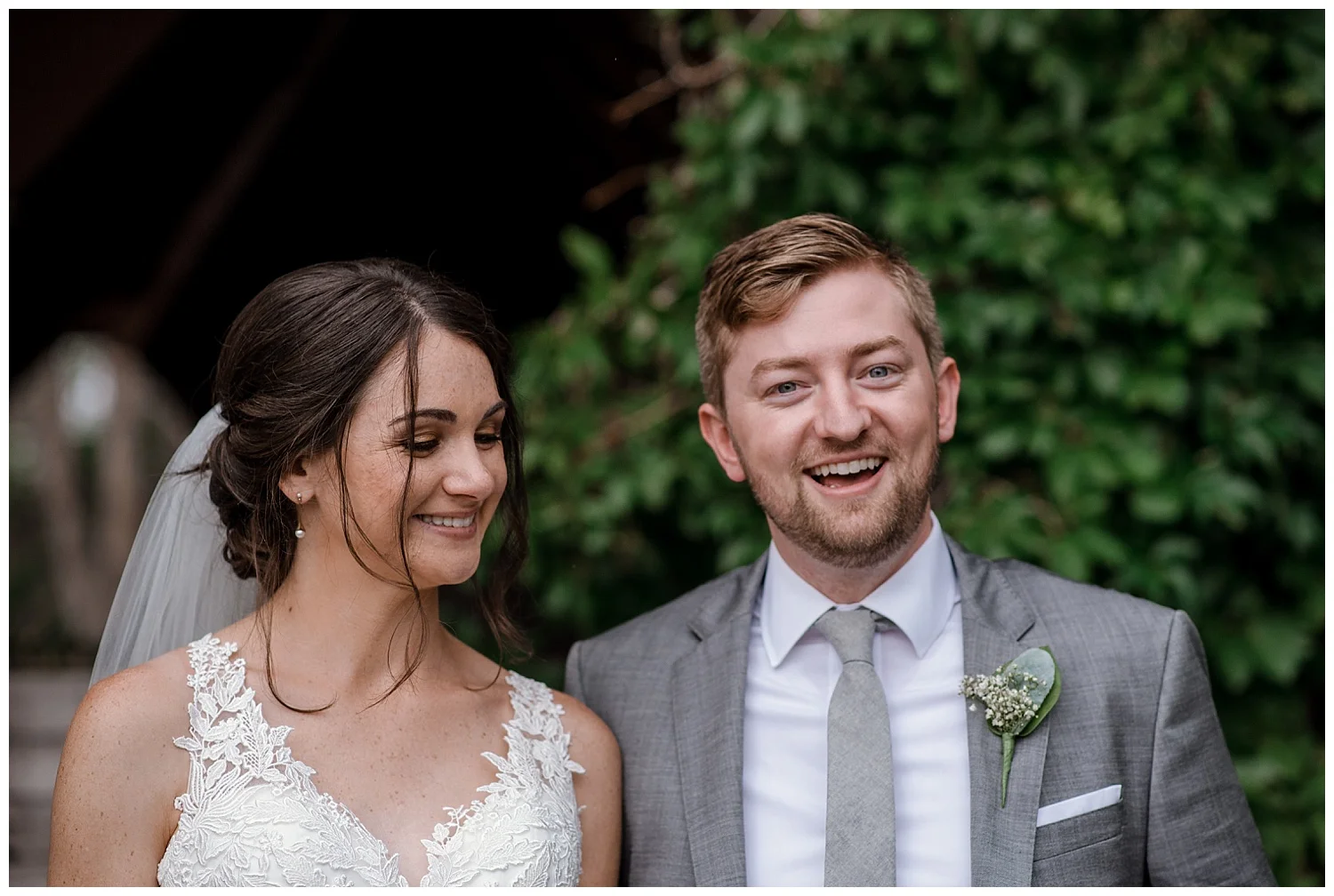 bride and groom portraits at the barn at raccoon creek, colorado wedding photographer, denver wedding photographer, colorado elopement photographer, rocky mountain wedding photographer