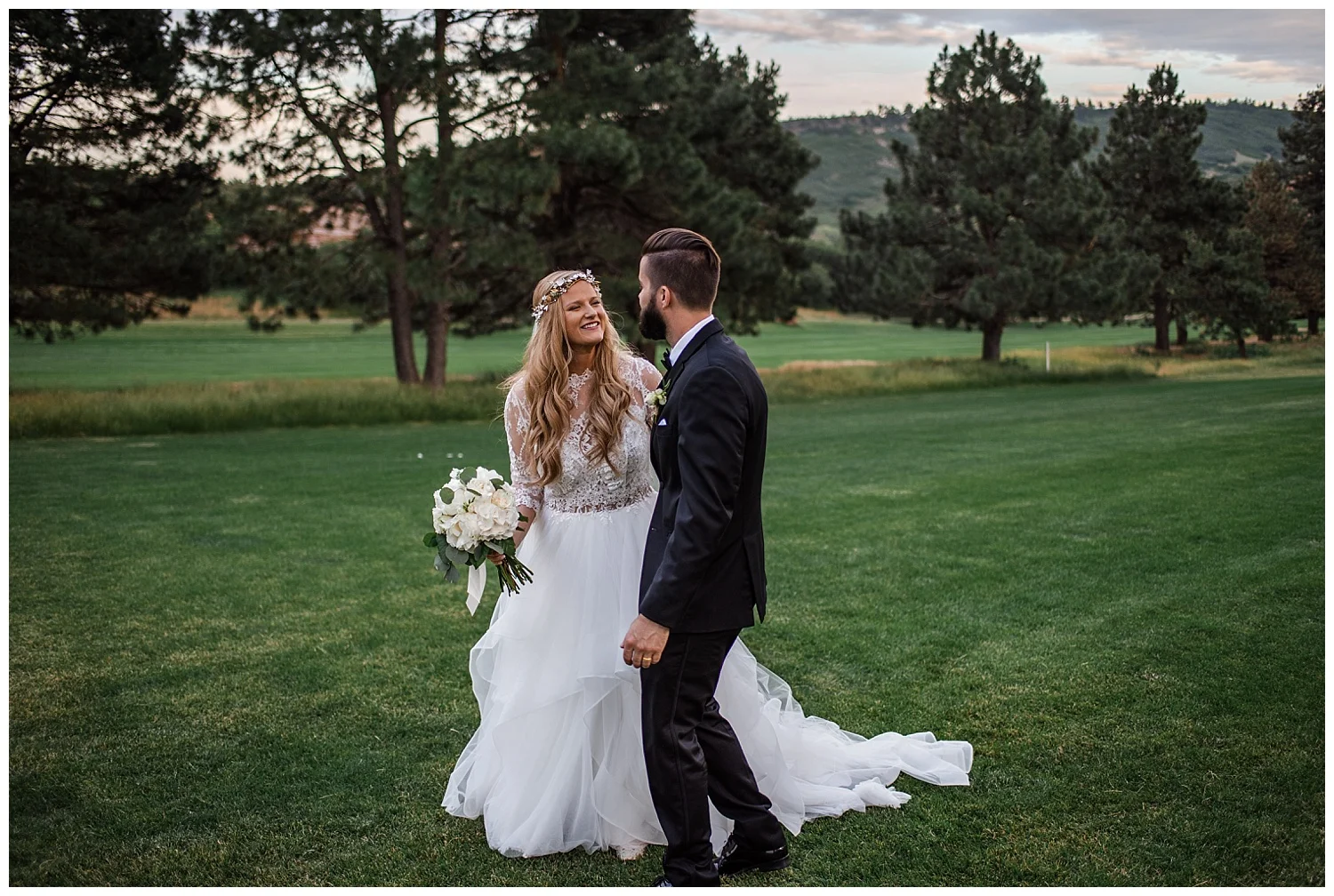Wedding day at Arrowhead Golf Course, Colorado Wedding Inspiration, Colorado Wedding photographer, Denver wedding photographer, rocky mountain wedding photographer, intimate wedding photographer colorado, mountain wedding,