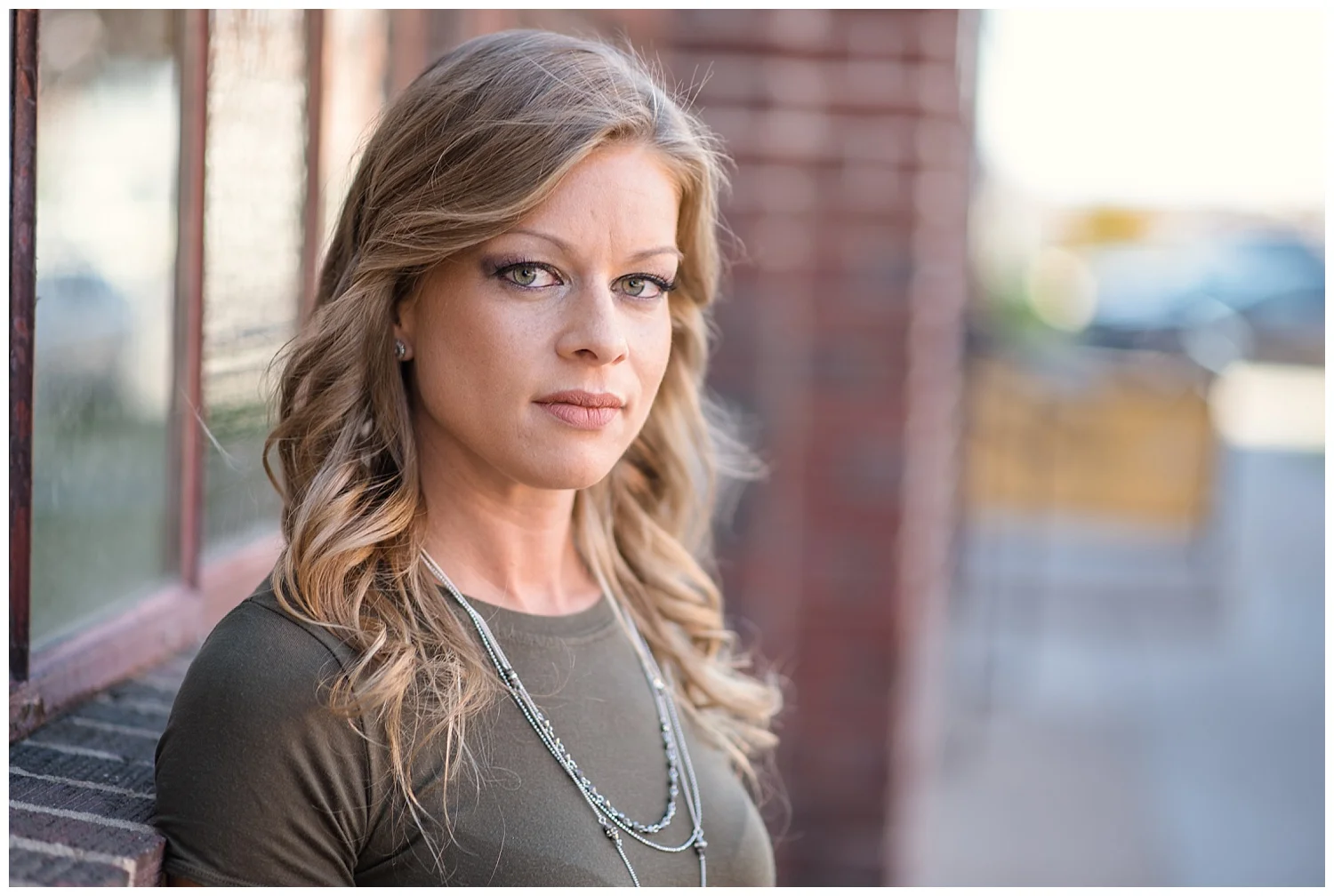 Headshots in Rino Denver, Colorado Corporate Photographer, Downtown denver photographer, Colorado Headshot Photographer, Denver Headshot Photographer, Denver Business Photographer, denver area photographers, female entrepreneur headshots denver