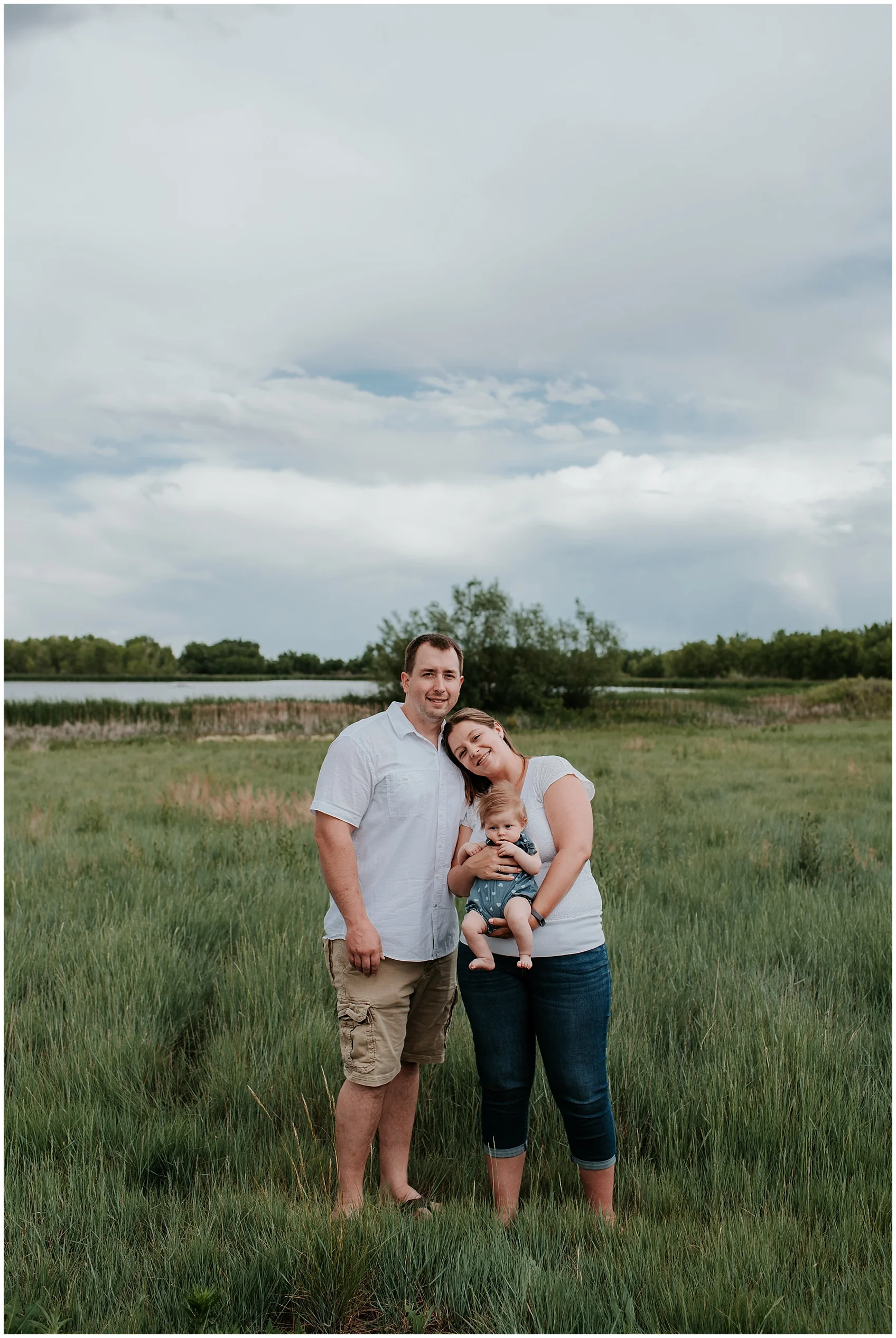 denver family photos, denver family photographer, colorado family photographer, denver family photo locations, family photo outfit ideas, denver mini family sessions