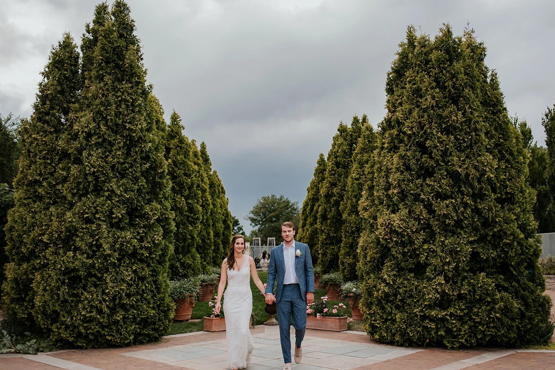 denver botanic gardens wedding, denver botanic garden engagement, rocky mountain national park photographer, denver wedding photographer, colorado wedding photographer, denver wedding videographer and photographer, engagement outfit ideas, colorado elopement photographer, denver botanic gardens