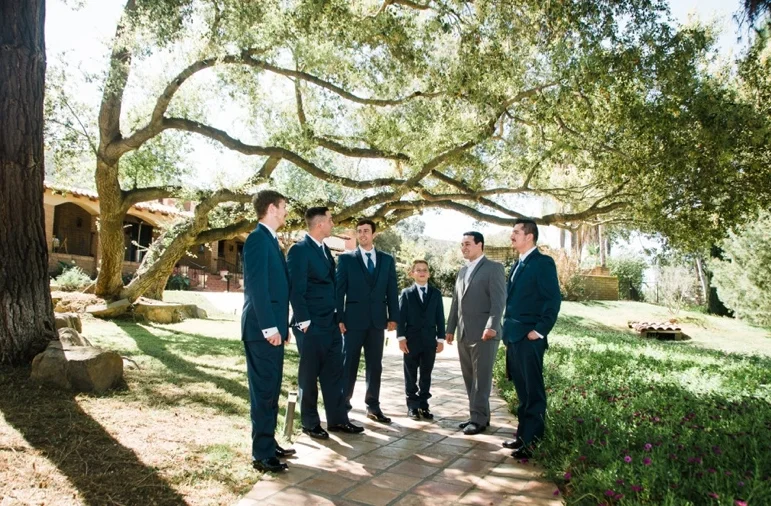 2015 Groom's Guide