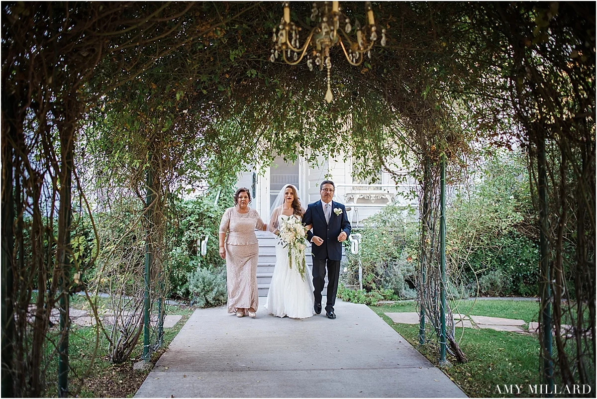 (c) Amy Millard Green Gables Wedding_0031.jpg
