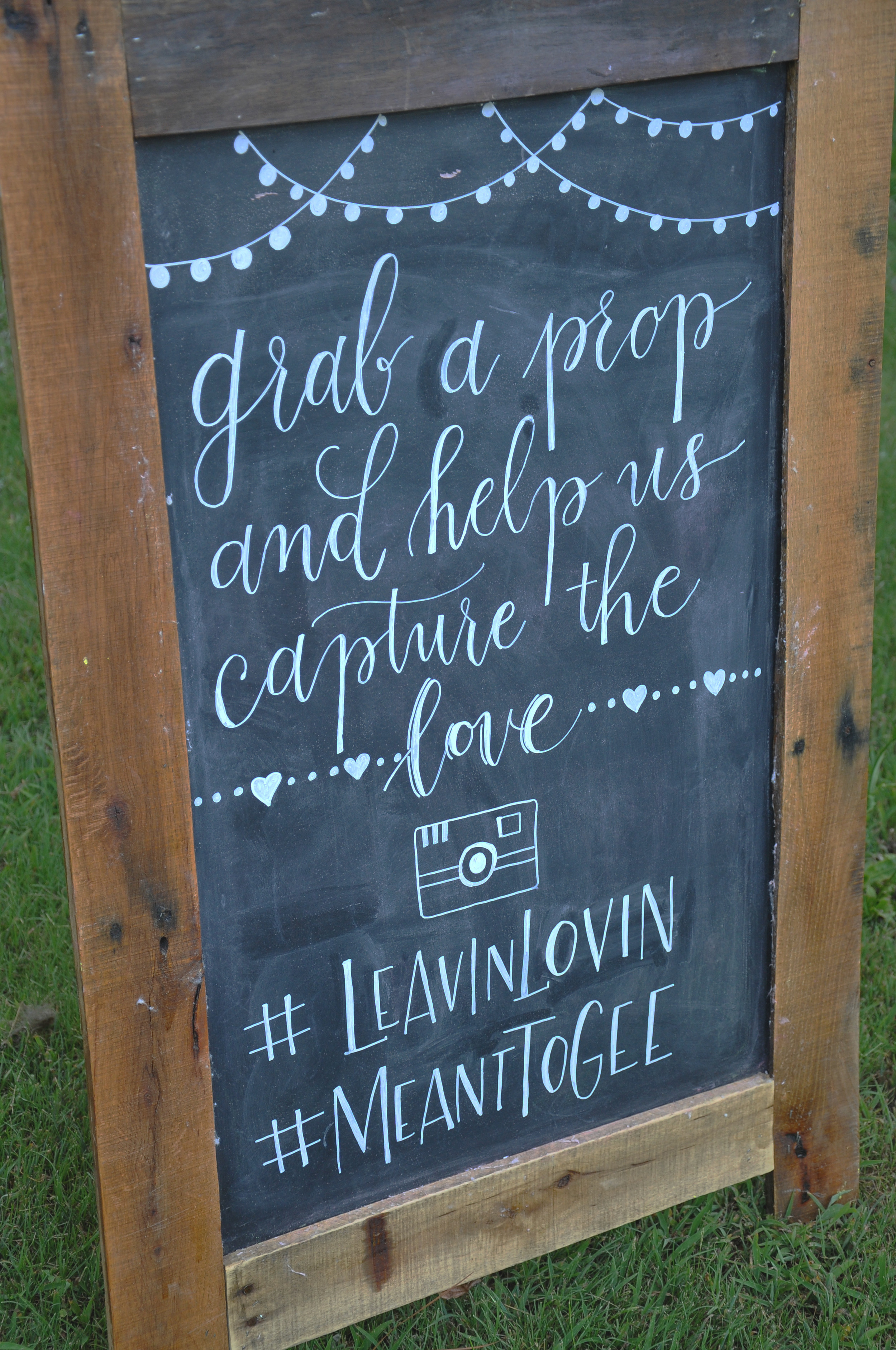 Photo booth sign!