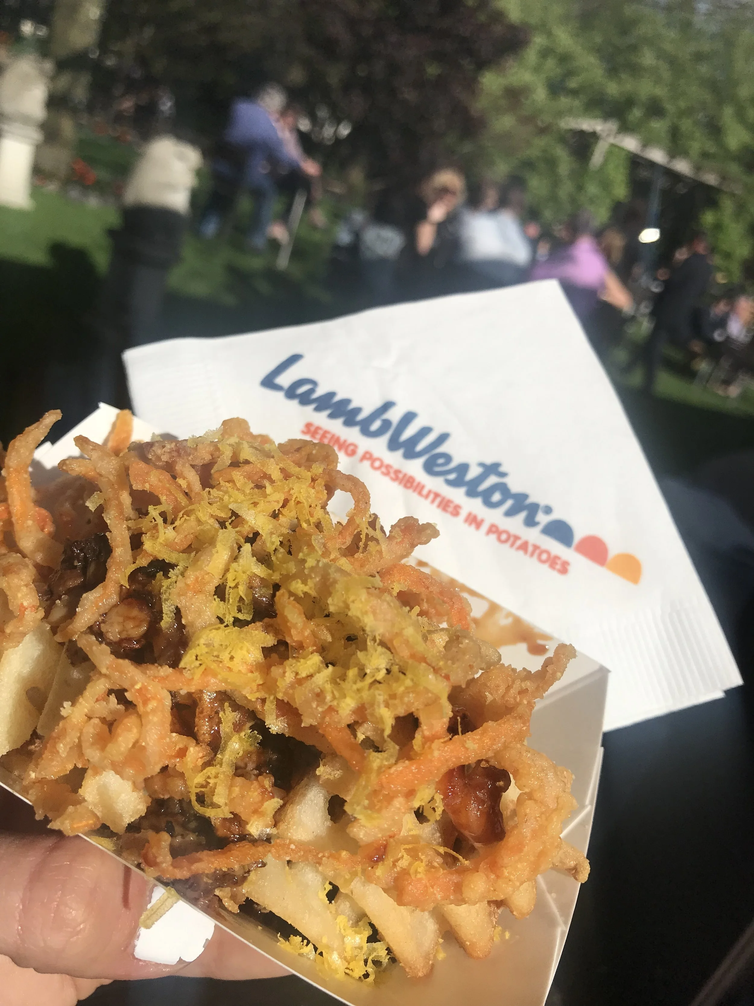 Honk if you love fries! 