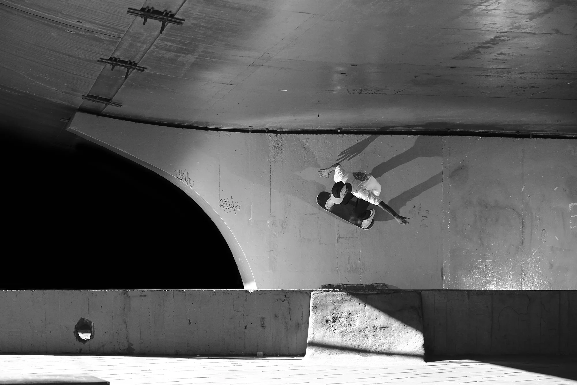 ALEX0711-BW2.jpg