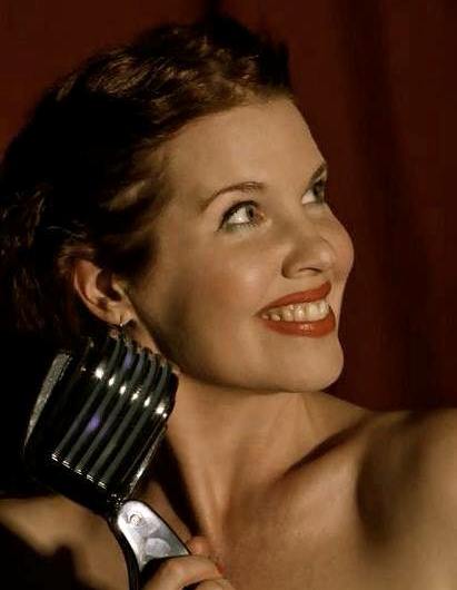 Sarah Maclaine on Vocals Live with the Joe Ruberto Trio