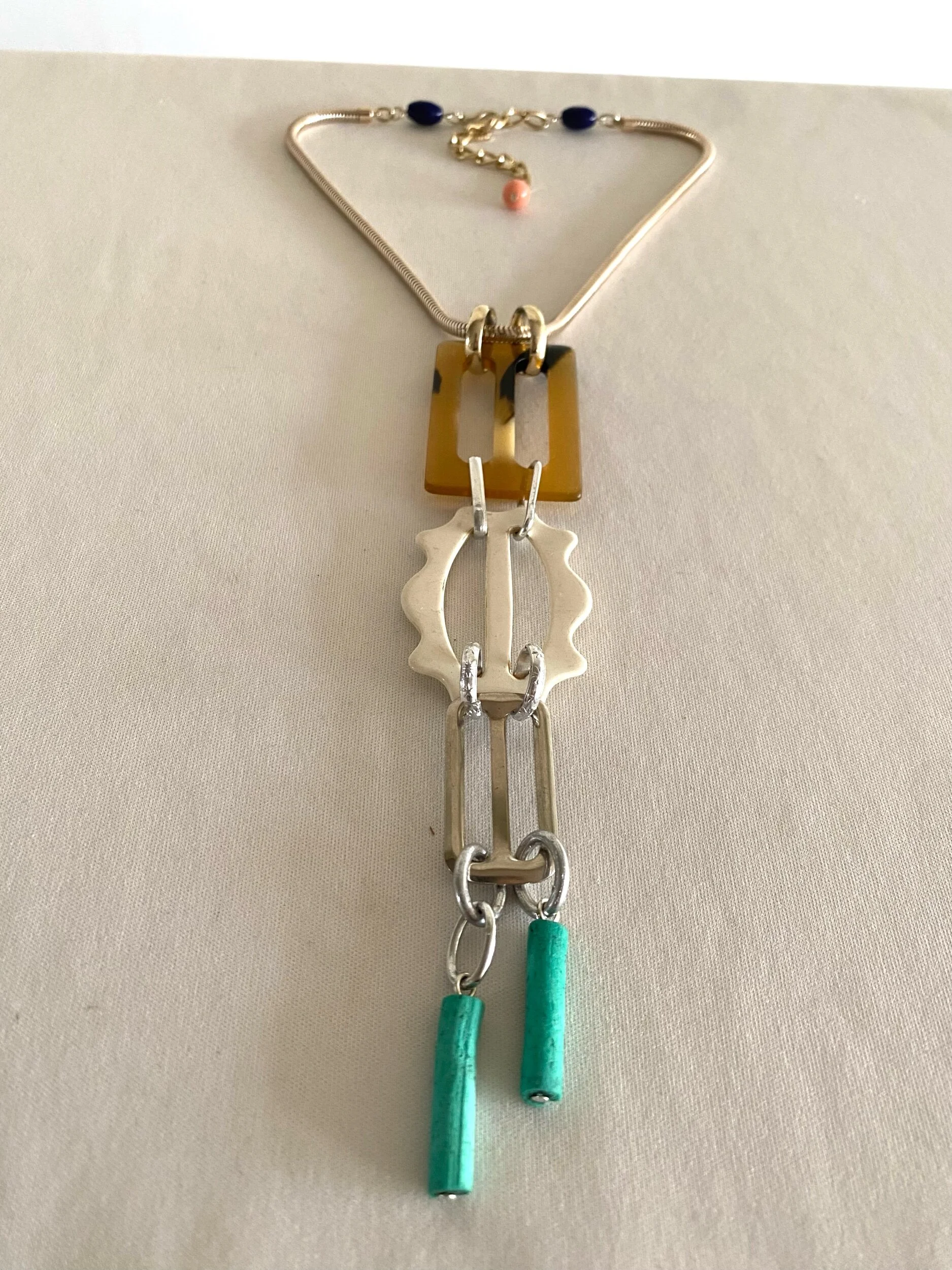 E46C11B7-BF59-4F33-82AA-40AC3FD1B879