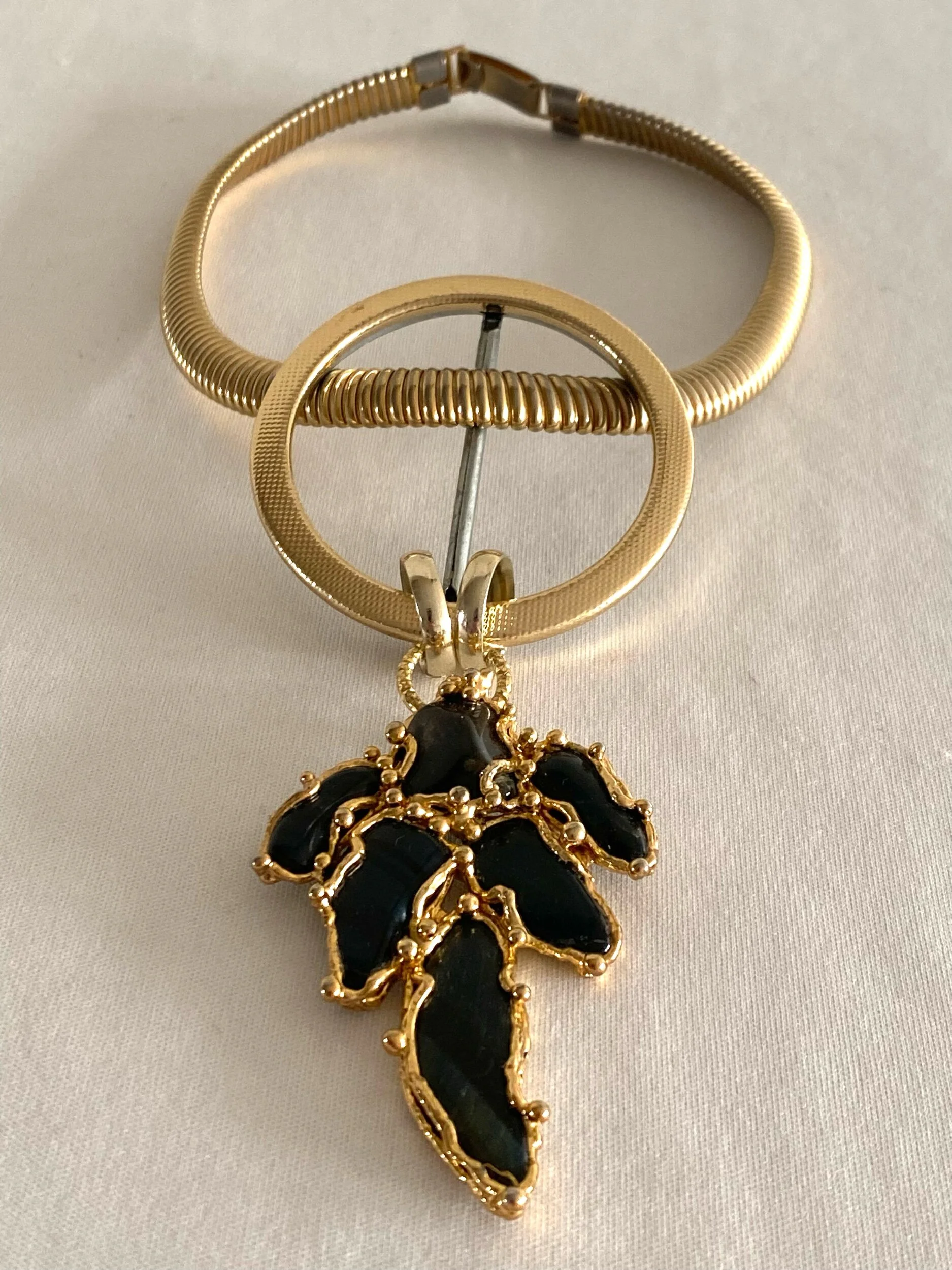 40B86C41-BBB3-40FD-B371-29F022692DB6