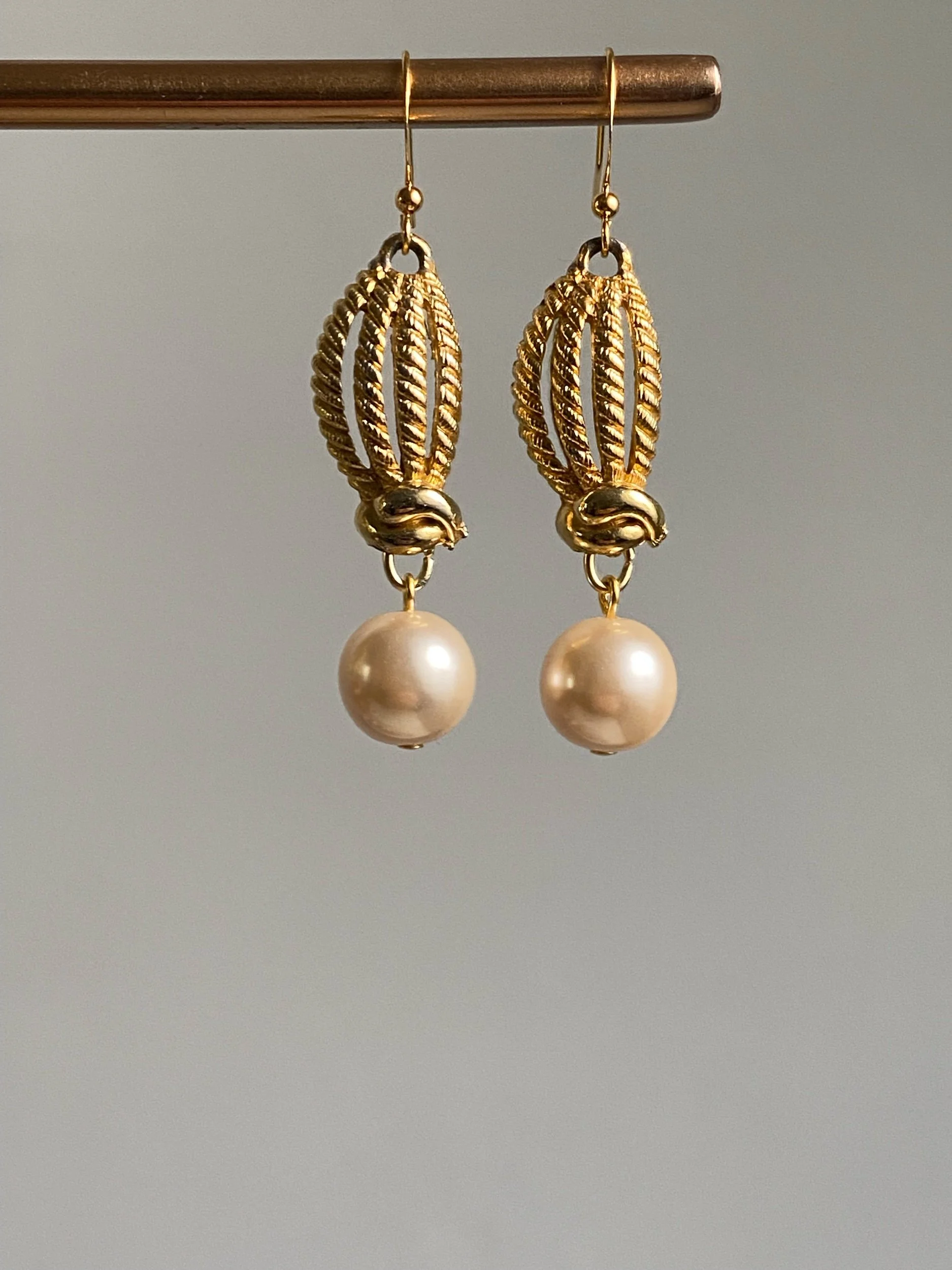 Chunky gold pearl earrings
