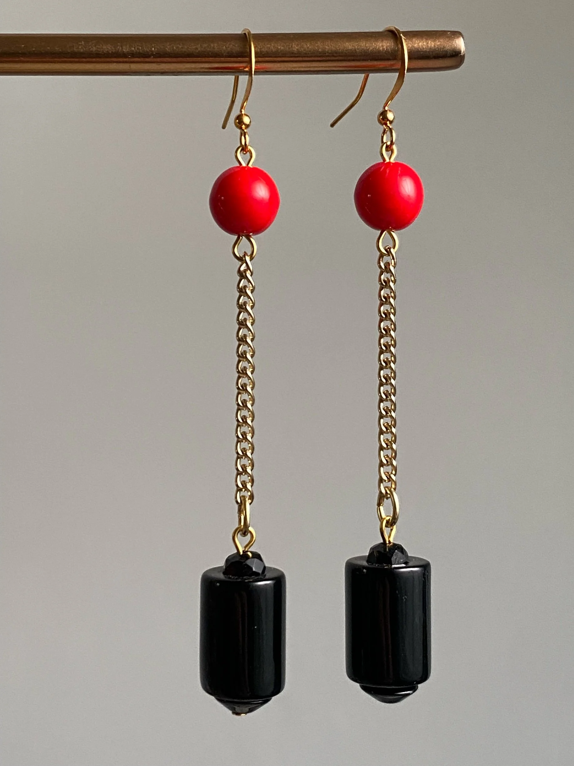 Classic style earrings