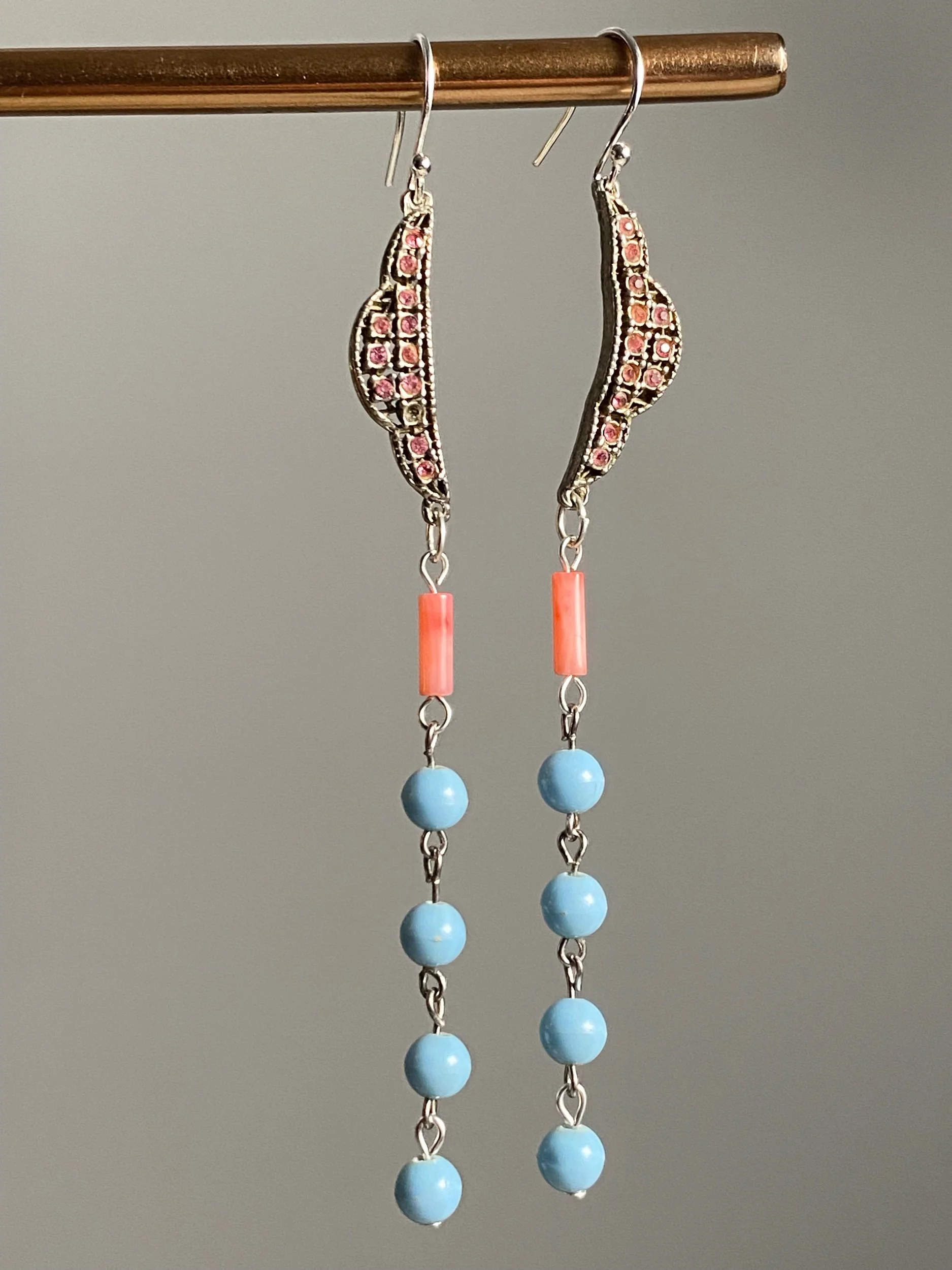 Elegant pink blue earrings
