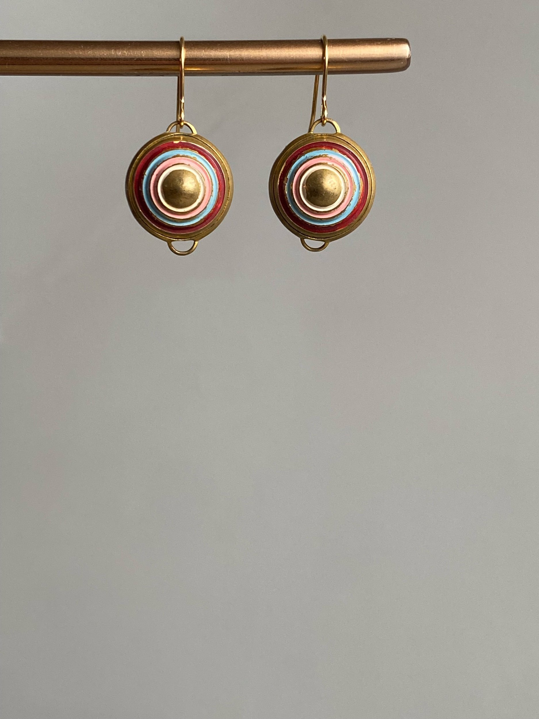 Special 'every-day' earrings