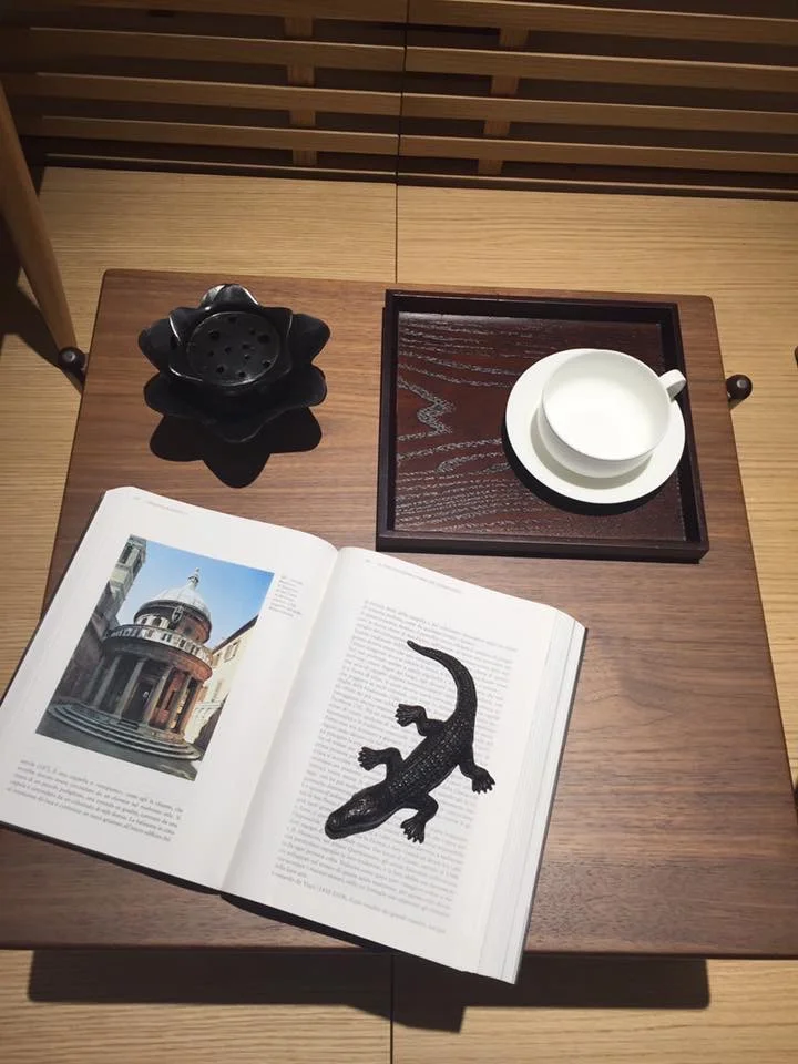 croco and censer.JPG