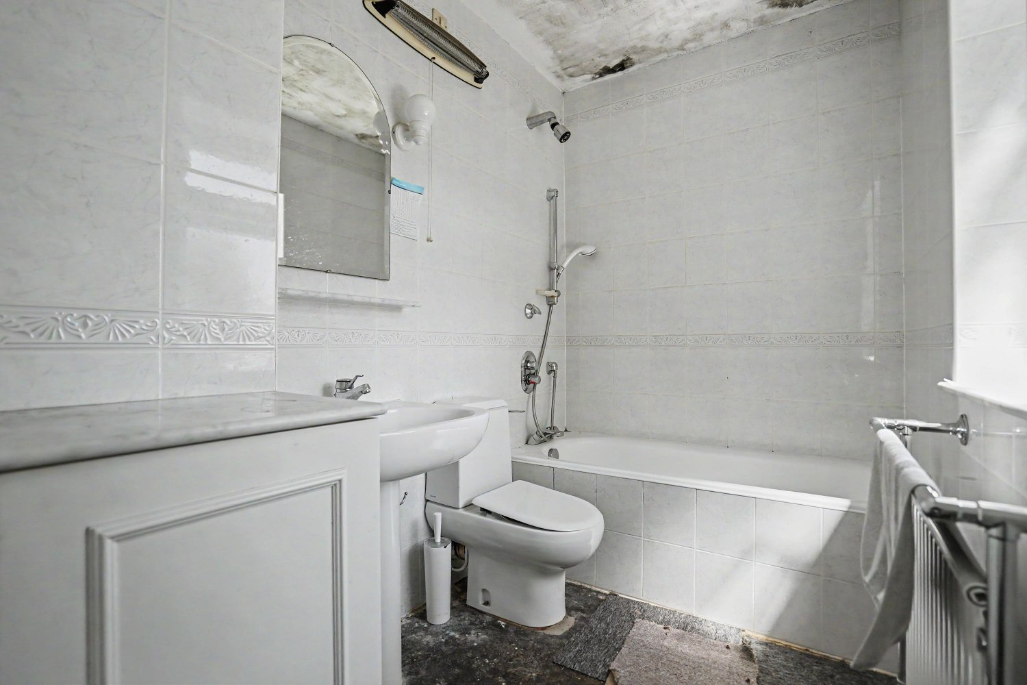 image005.png